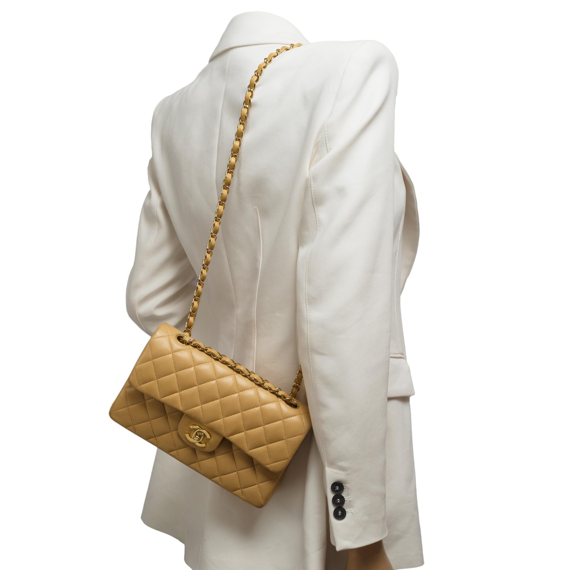 Chanel Timeless 23cm double flap shoulder bag in beige quilted lambskin, GHW For Sale 9