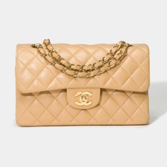 Chanel Timeless 23cm double flap shoulder bag in beige quilted lambskin, GHW