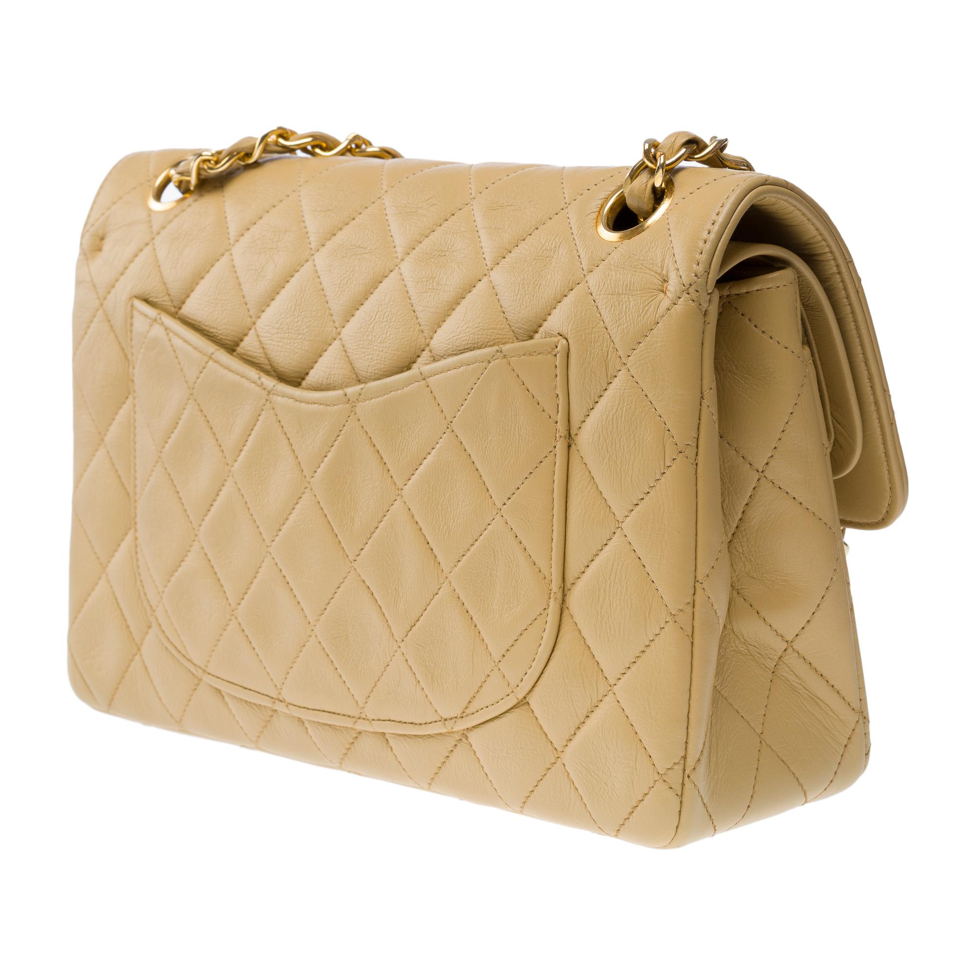 Chanel Timeless 23cm double flap shoulder bag in beige quilted lambskin, GHW For Sale 1