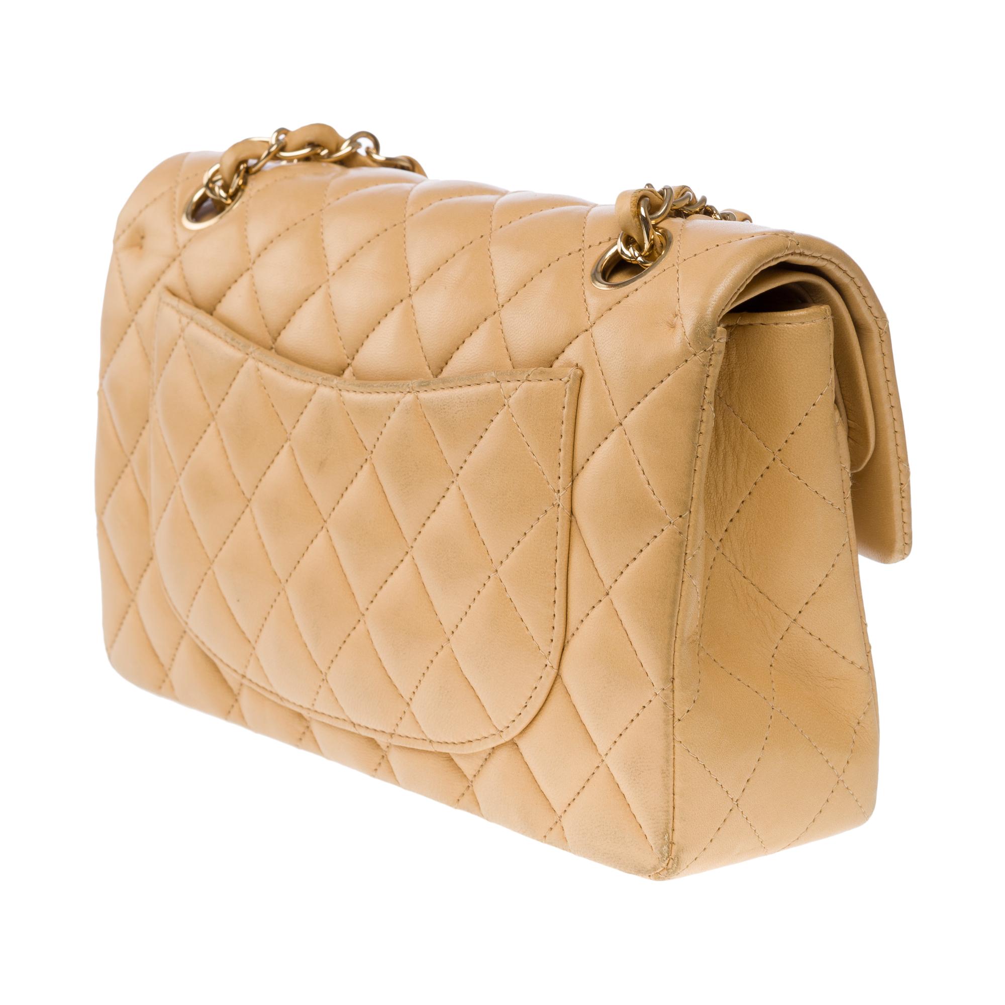 Chanel Timeless 23cm double flap shoulder bag in beige quilted lambskin, GHW For Sale 2
