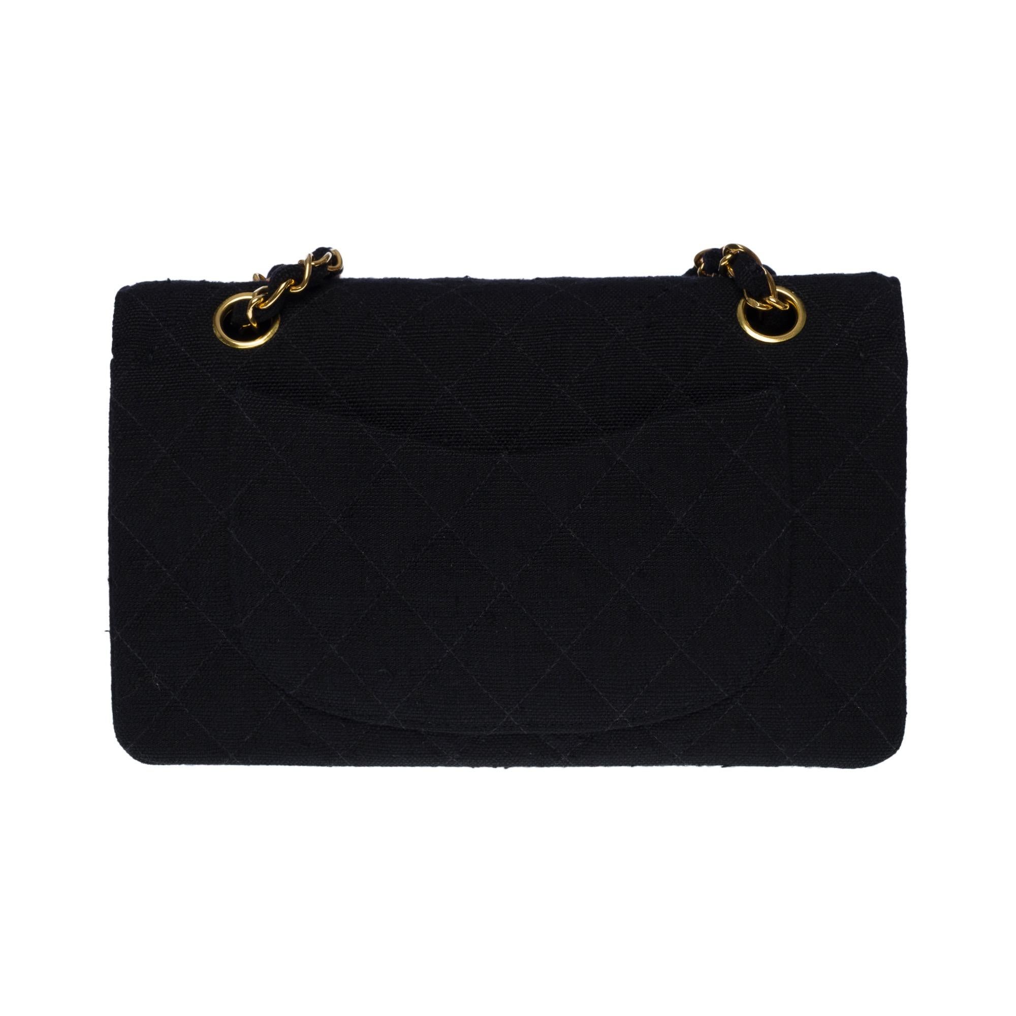 Chanel Timeless 23cm double flap shoulder bag in black linen, GHW In Good Condition In Paris, IDF