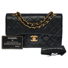 Chanel Timeless 23cm double flap shoulder bag in black quilted lambskin, GHW