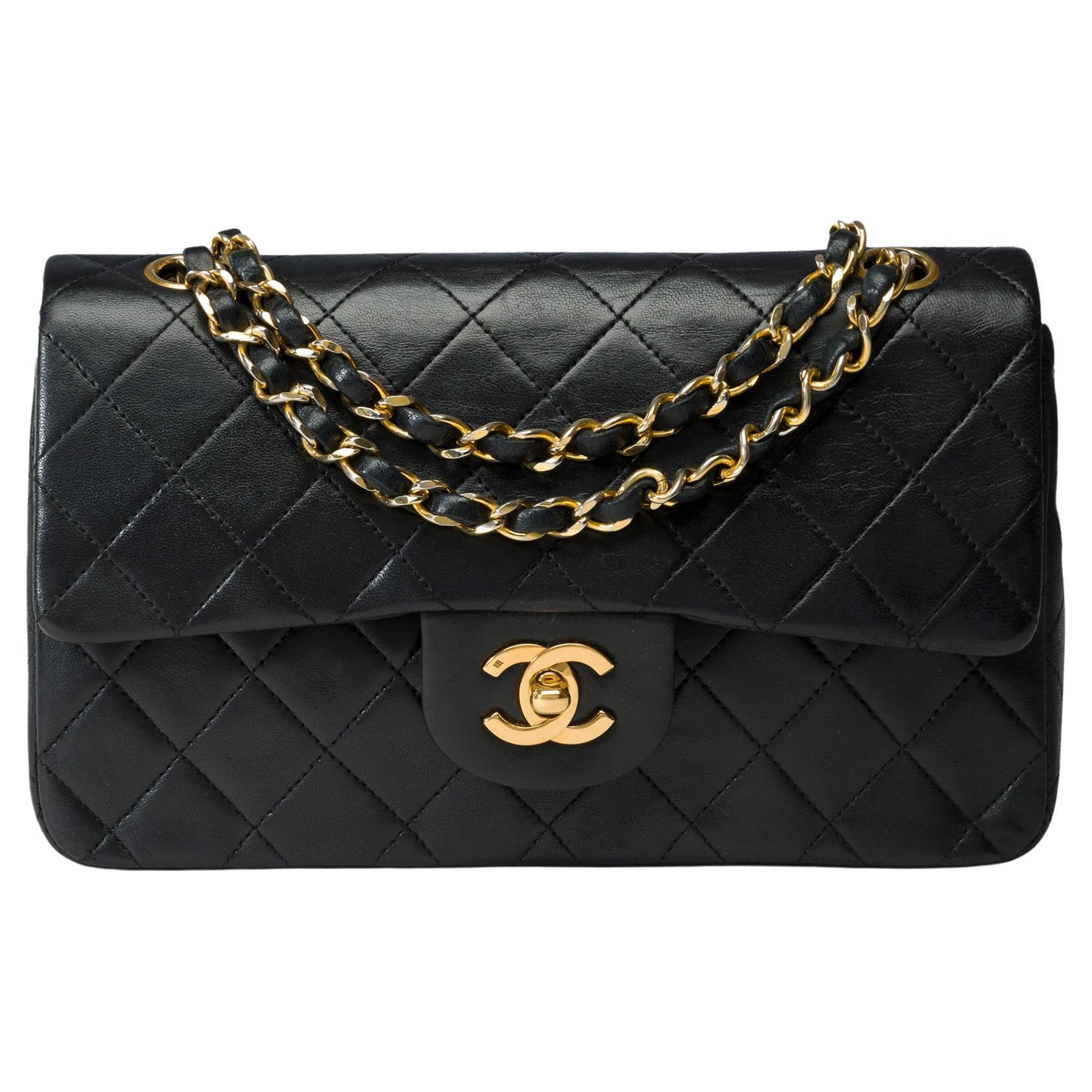 Chanel Timeless 23cm double flap shoulder bag in black quilted lambskin, GHW