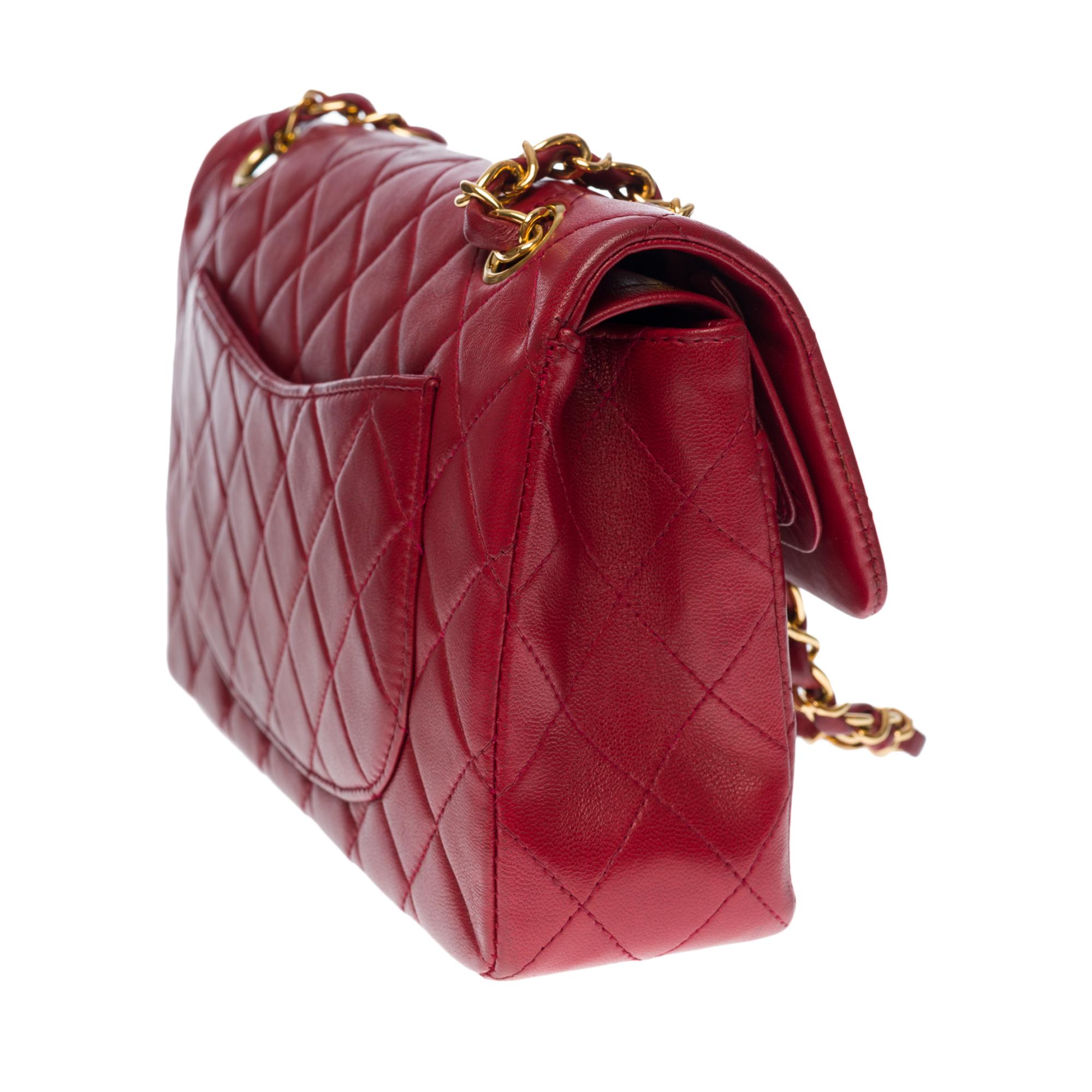 Chanel Timeless 23cm double flap Shoulder bag in red quilted lambskin, GHW In Good Condition In Paris, IDF