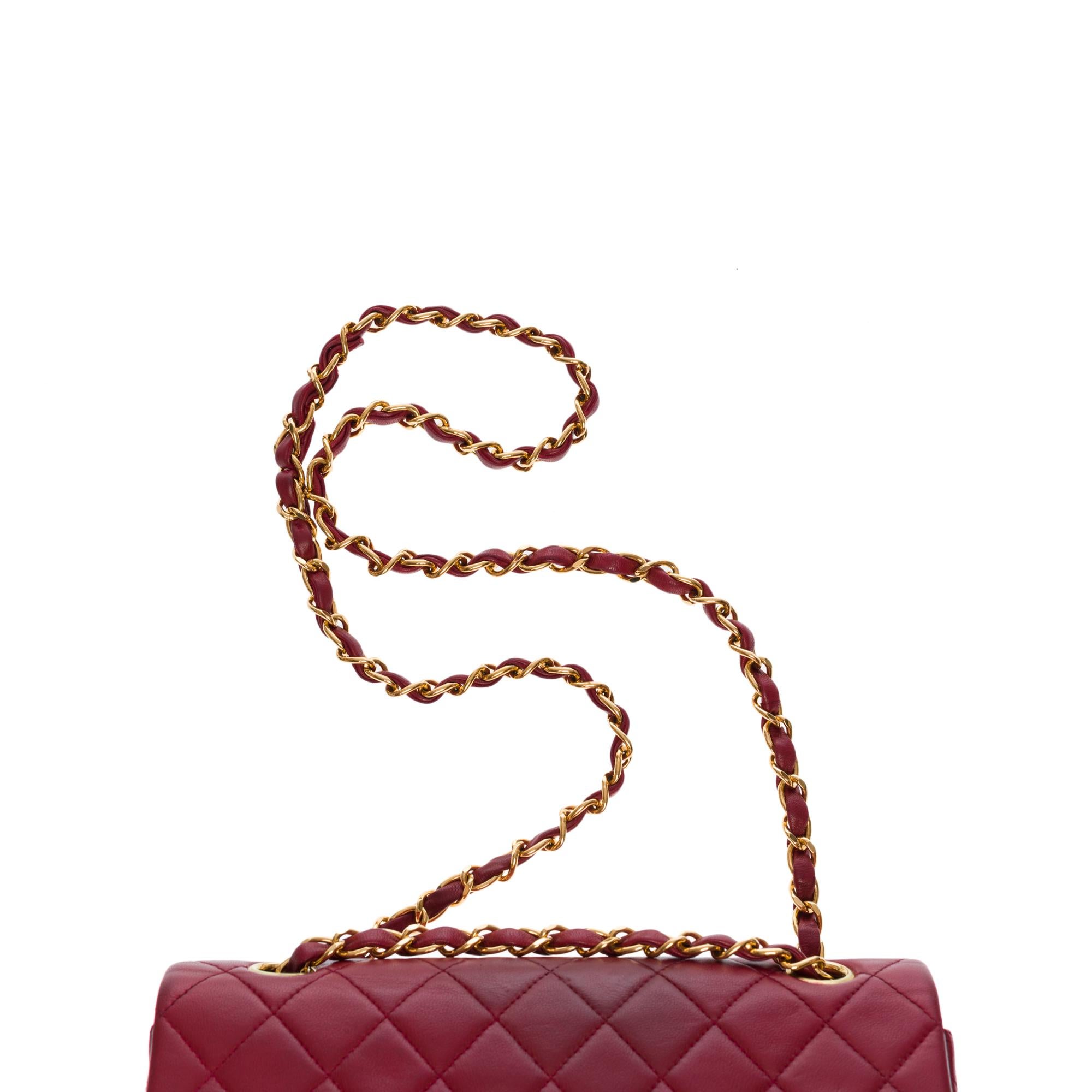 Chanel Timeless 23cm double flap Shoulder bag in red quilted lambskin, GHW 3