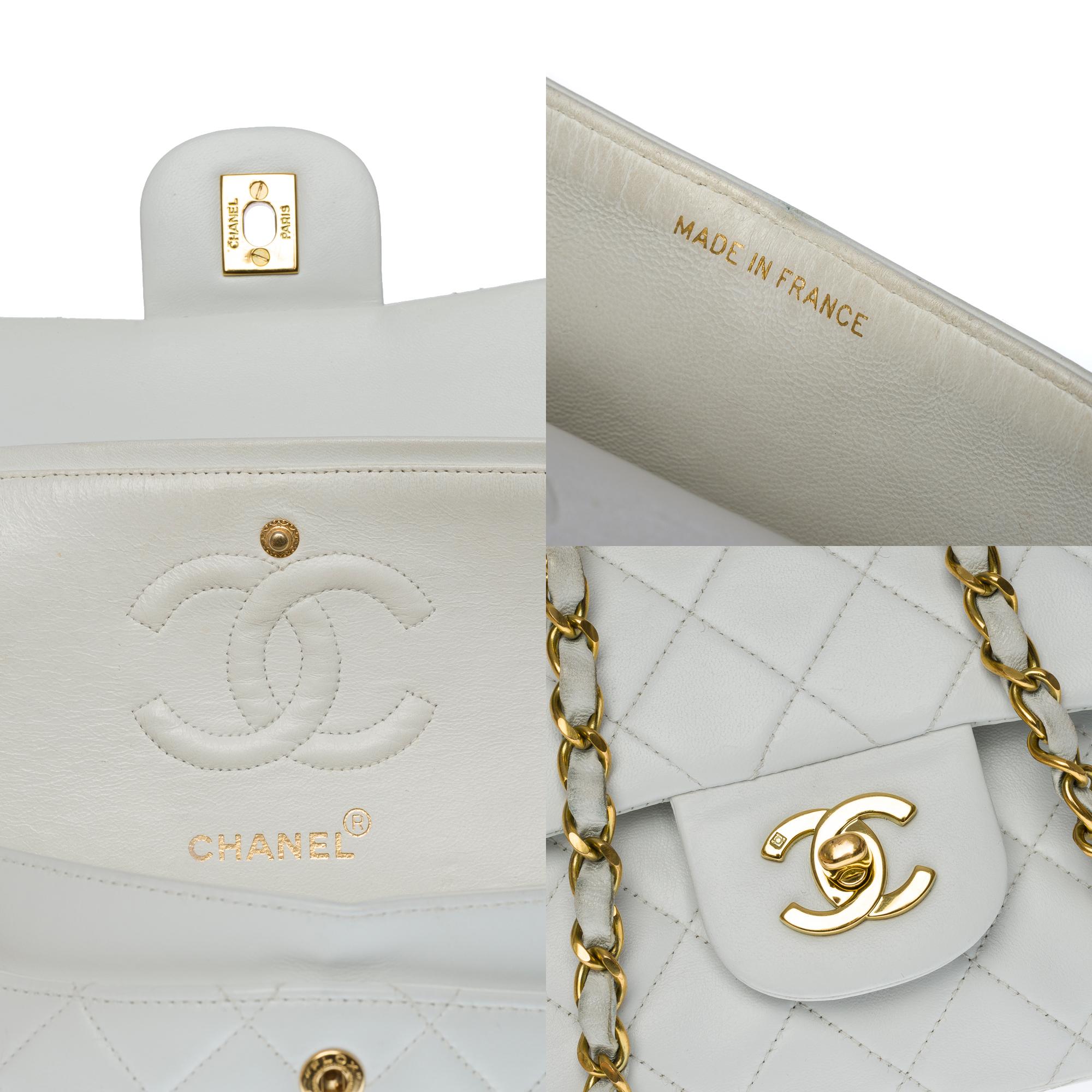 Chanel Timeless 23cm double flap Shoulder bag in White quilted lambskin, GHW 1