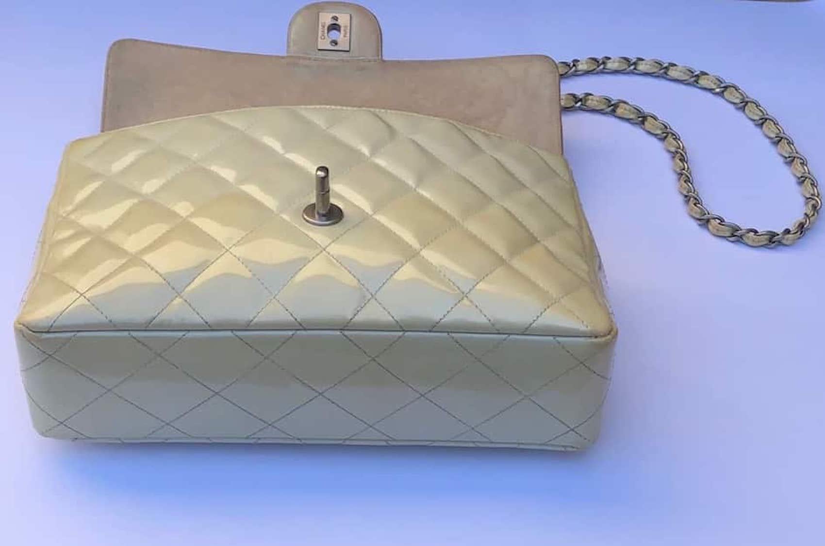 CHANEL Timeless 2.55 Flap Bag Patent Leather Cream Circa 2000 For Sale 2