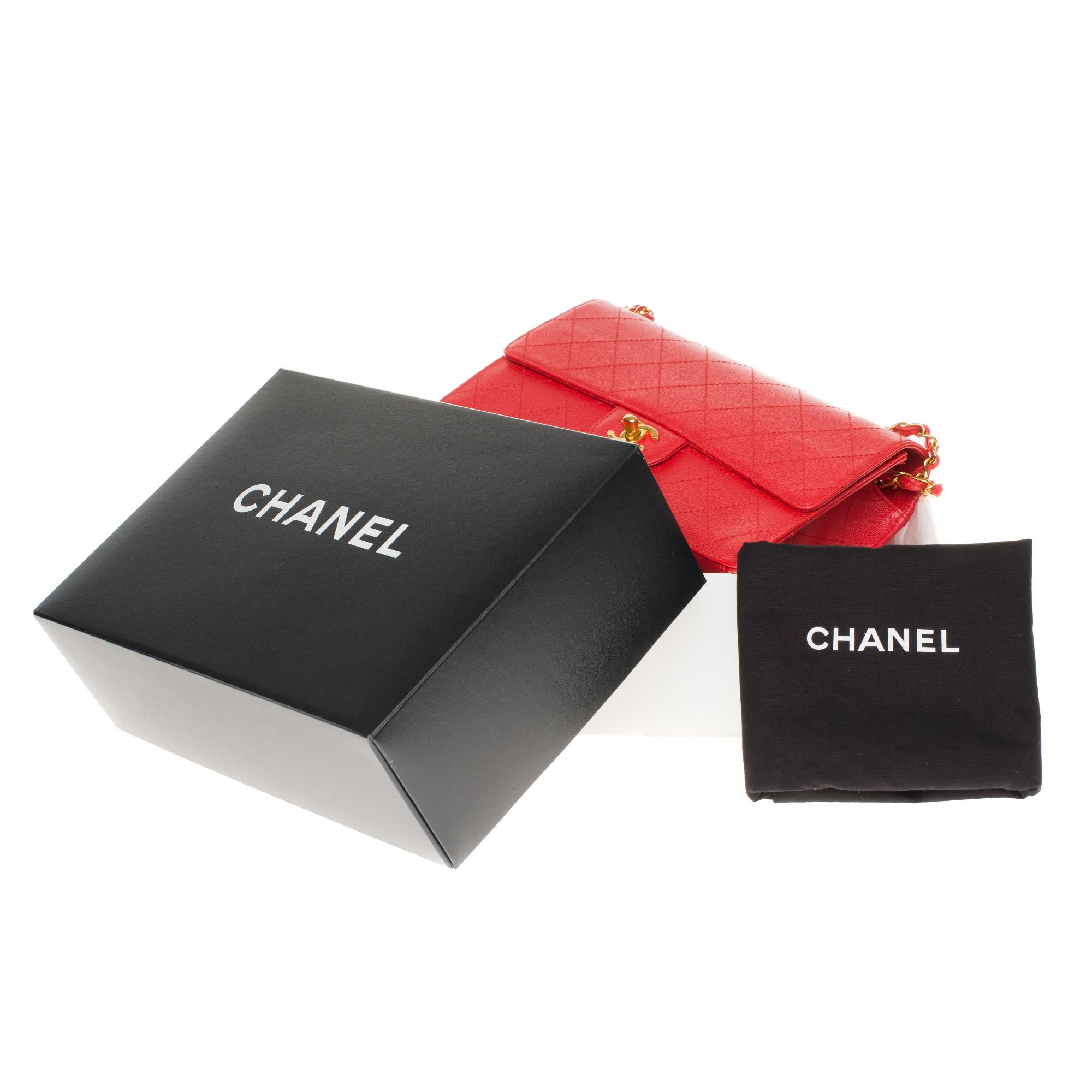 Chanel Timeless 25cm crossbody handbag in red padded caviar leather, GHW 8