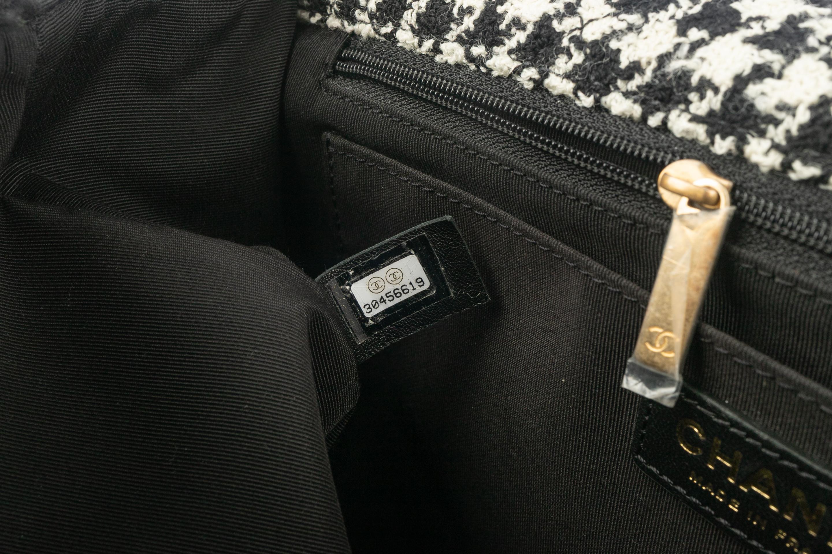Chanel Zeitlose Tasche 2020 Limitierte Auflage im Angebot 8