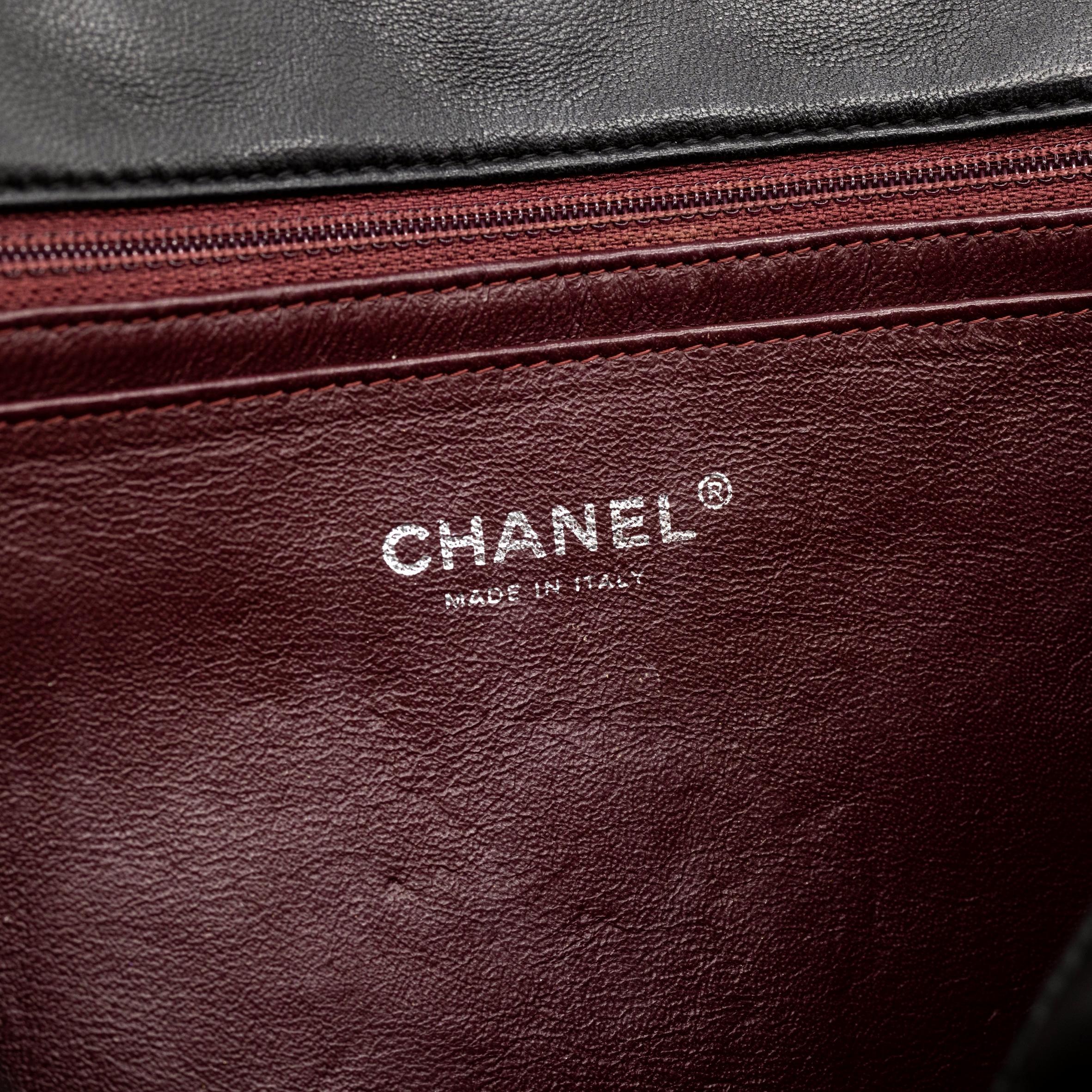 Chanel Timeless Black Jumbo Single Flap Quilted Lambskin Shoulder Bag, 2008. For Sale 6