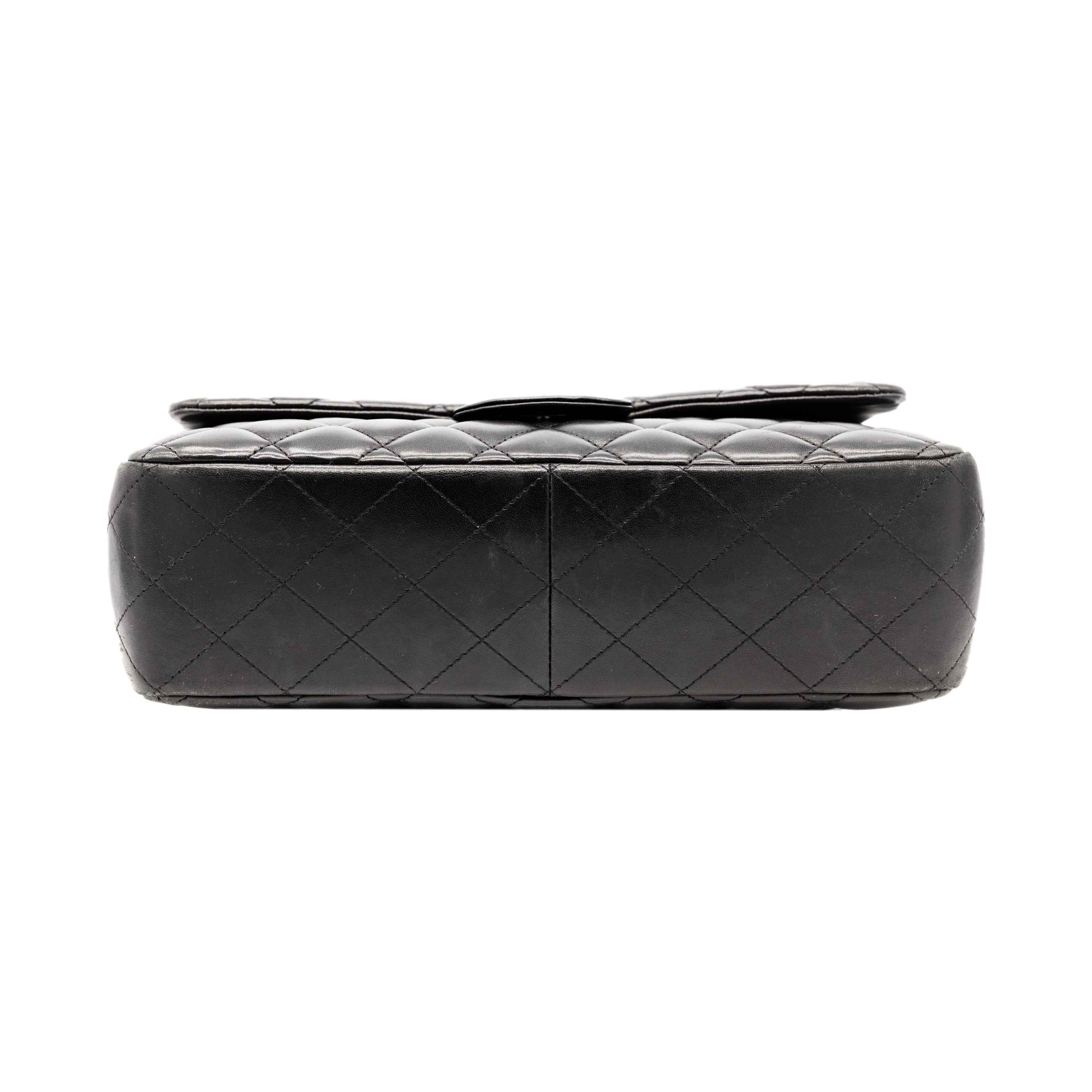 Chanel Timeless Black Jumbo Single Flap Quilted Lambskin Shoulder Bag, 2008. For Sale 3