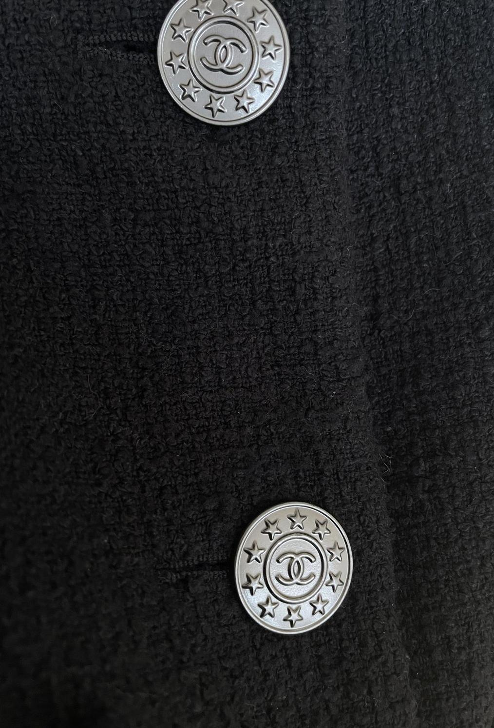 Women's or Men's Chanel Timeless Black Tweed Jacket