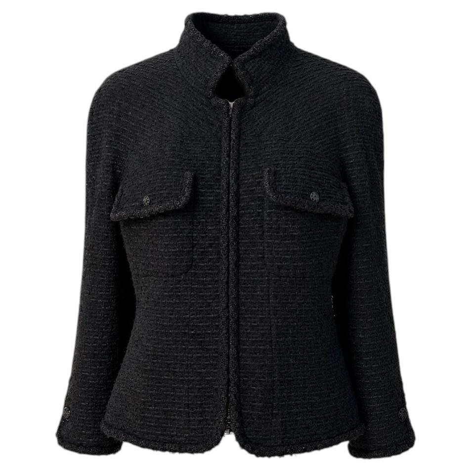 CHANEL Veste intemporelle en tweed noir avec boutons CC 44 FR