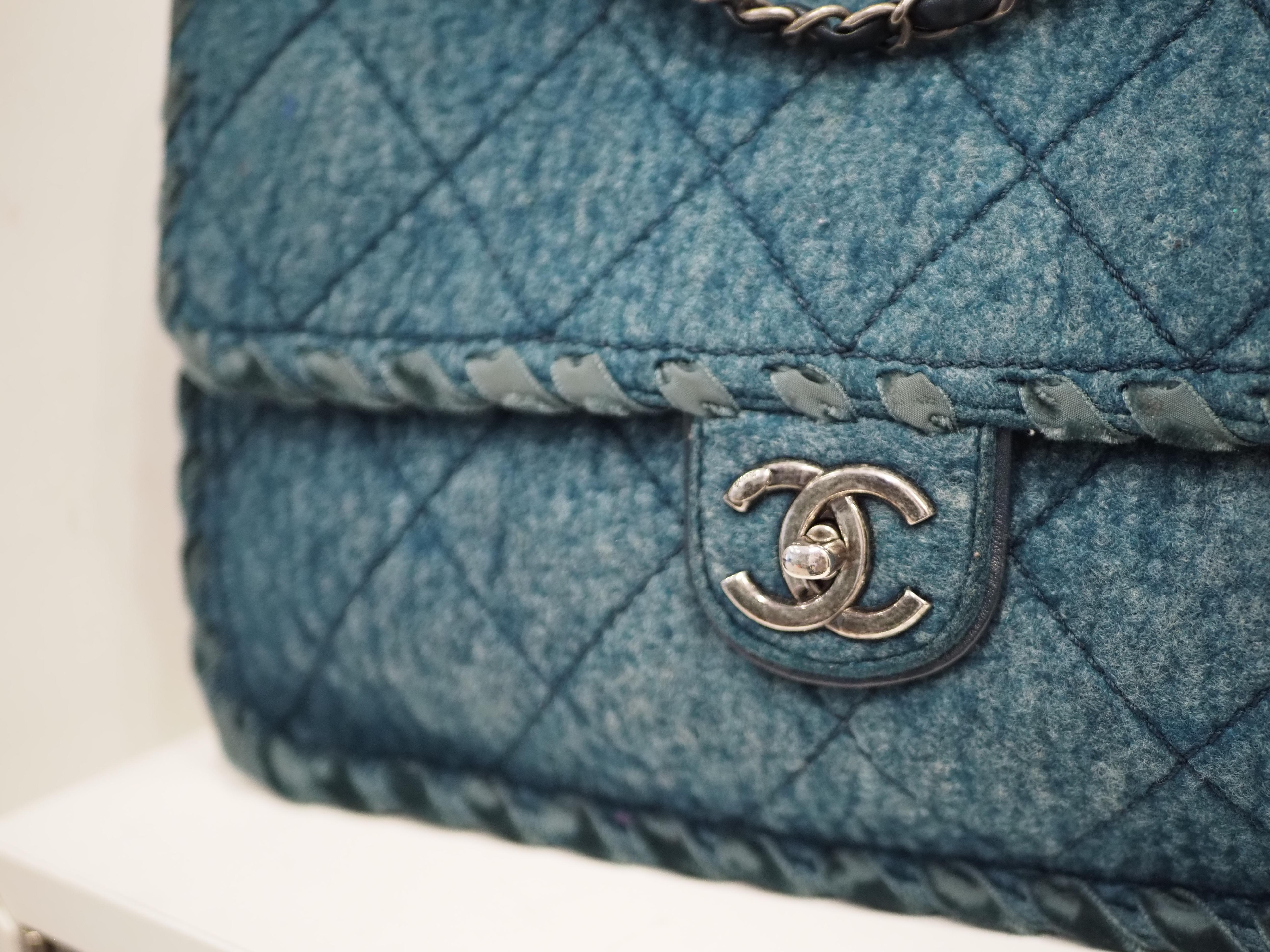 Women's or Men's Chanel timeless blue fabric shoulder bag For Sale