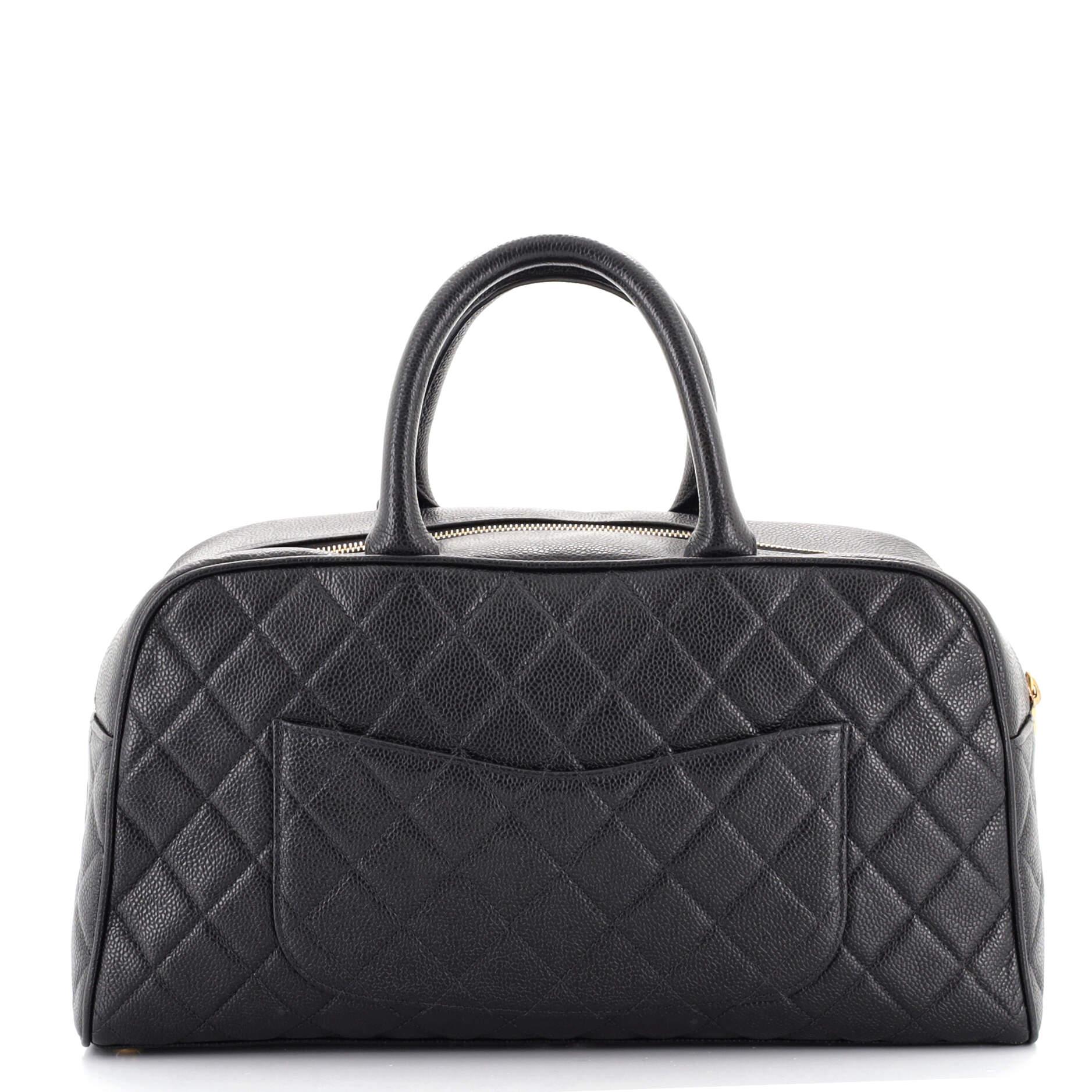 Chanel Timeless CC Bowler Tasche Gesteppt Kaviar Groß im Zustand „Gut“ in NY, NY
