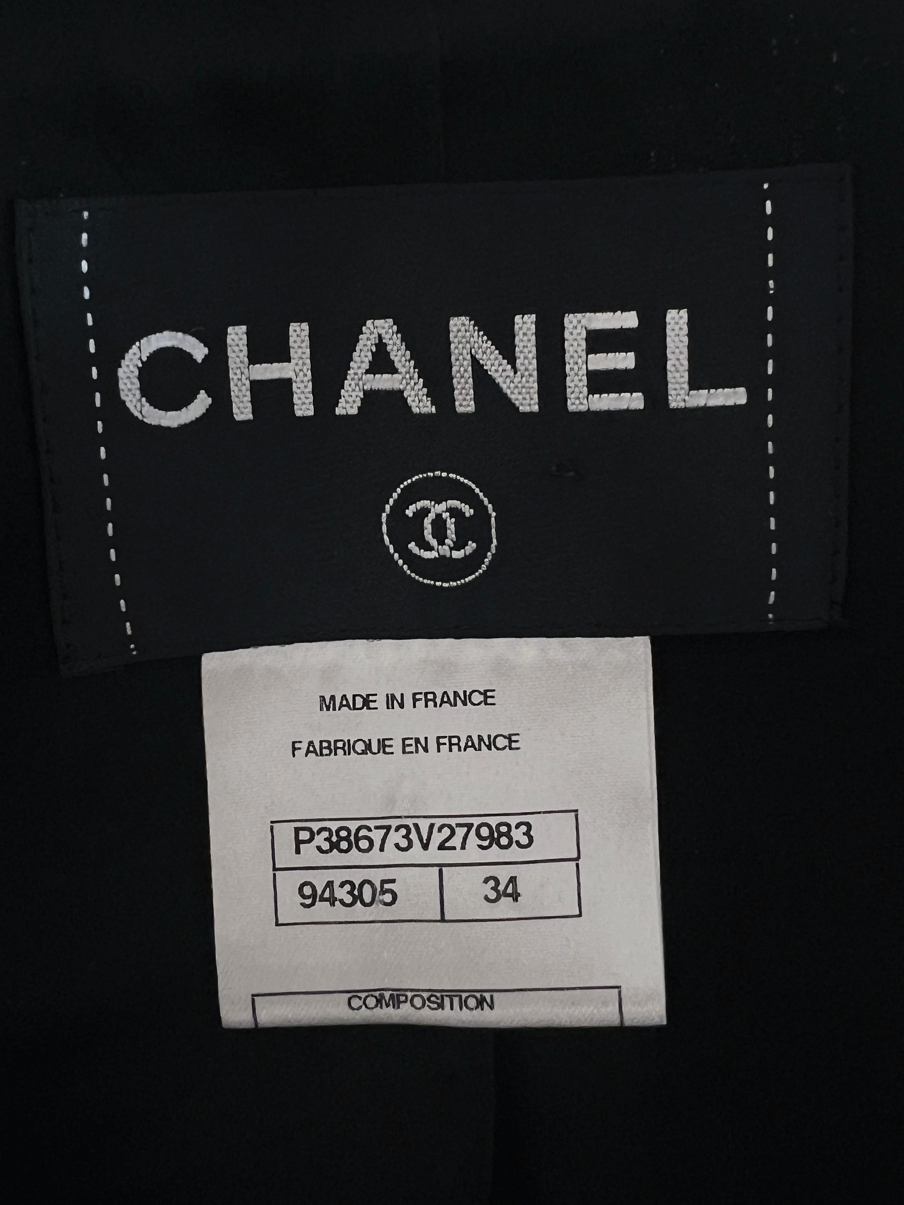 Chanel Timeless CC Buttons Black Tweed Jacket For Sale 11