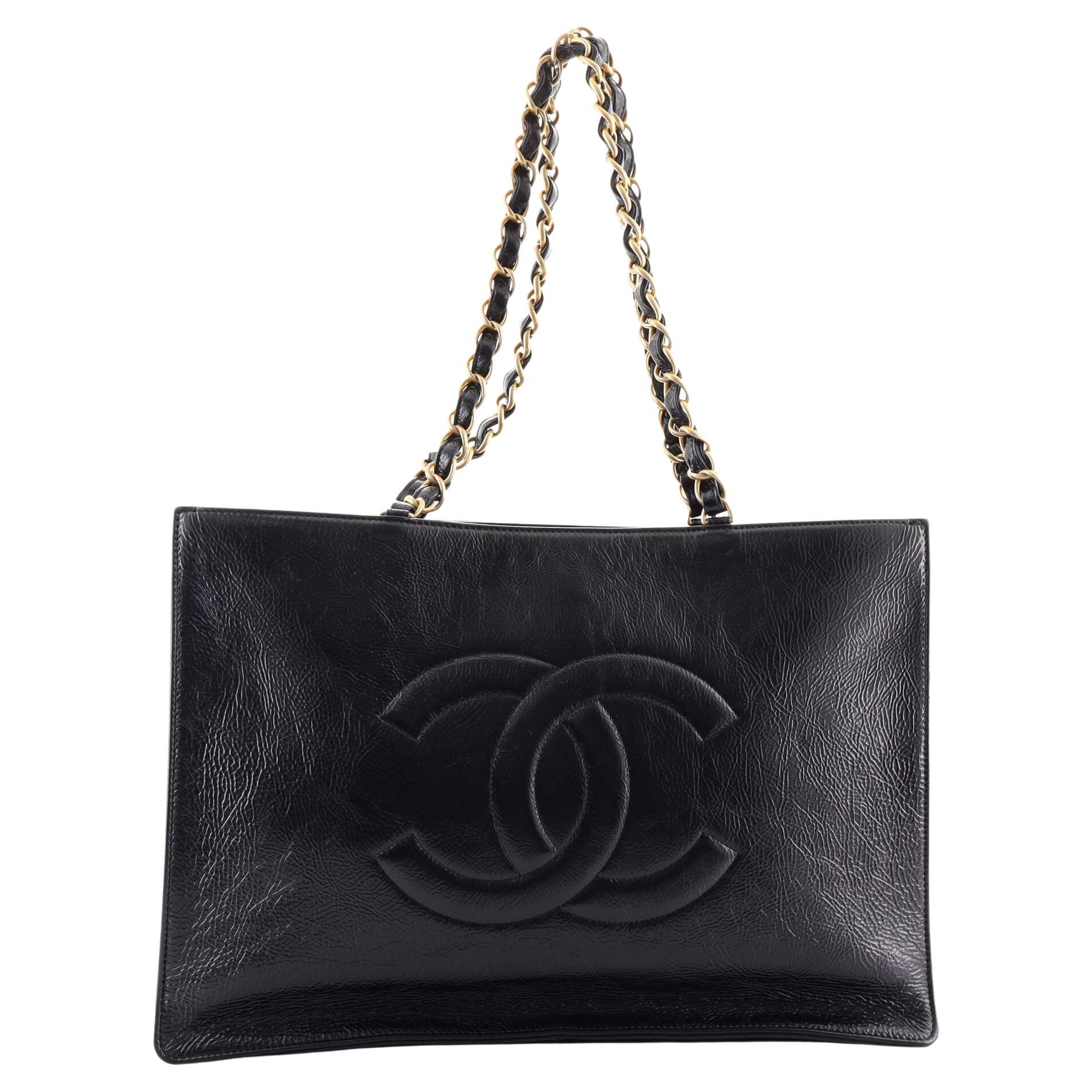 Chanel Timeless CC Chain Shoulder Bag Quilted Caviar Medium at 1stDibs
