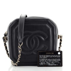 Mini boîtier d'appareil photo octogonal Chanel Timeless CC en cuir d'agneau matelassé