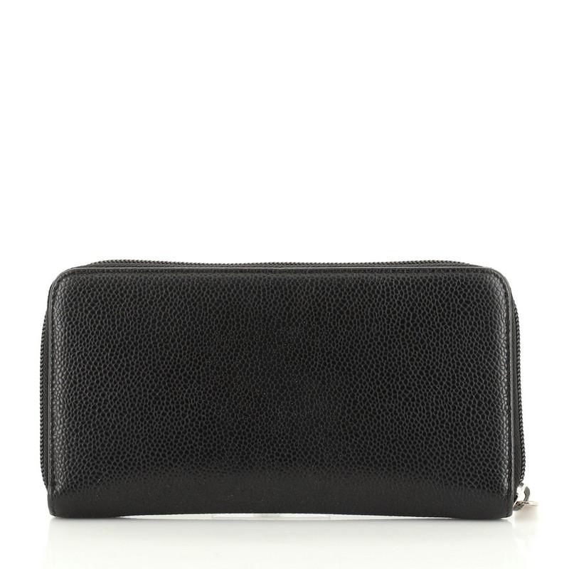 Chanel Timeless CC Zipped Wallet Caviar Long In Good Condition In NY, NY