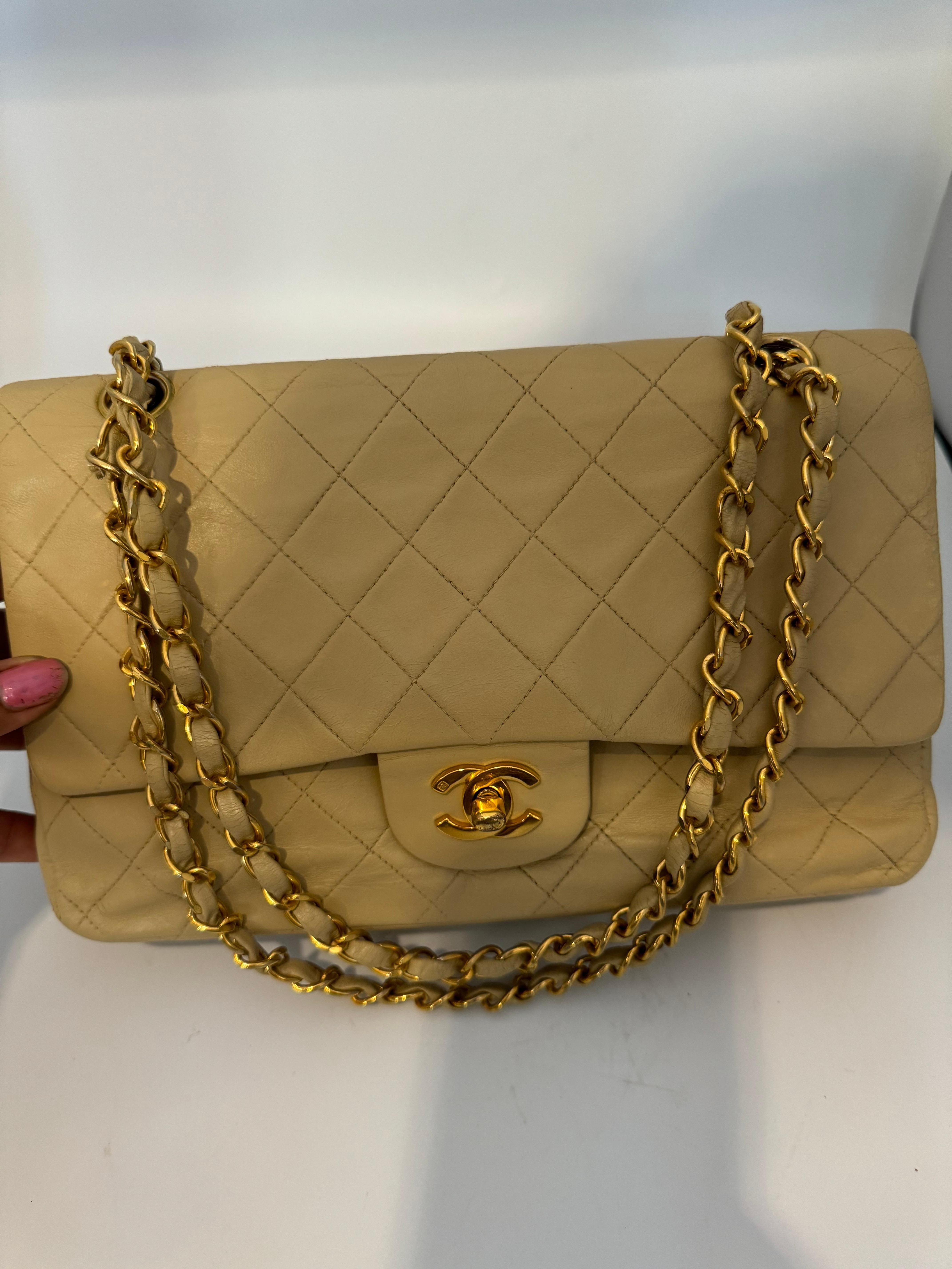 Chanel Timeless/Classic double Flap shoulder bag in beige , CC Logo, Vintage For Sale 1