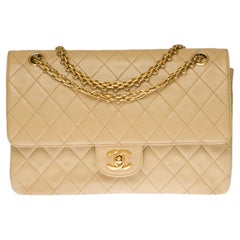 Chanel Timeless/Classic double Flap shoulder bag in beige quilted lambskin, GHW