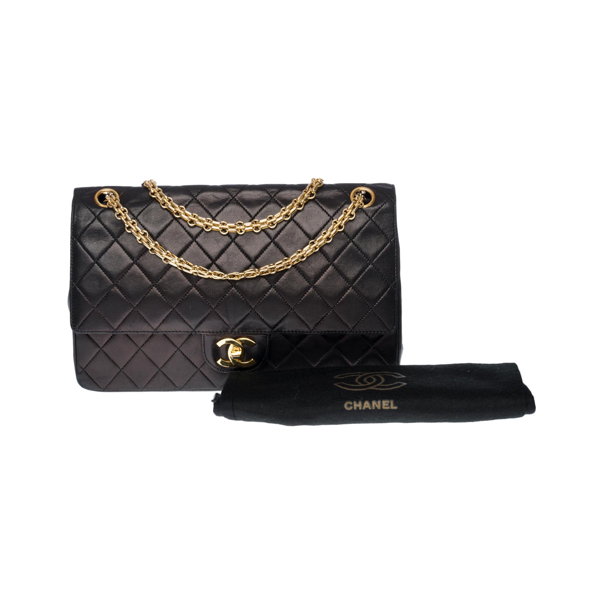 Chanel Timeless/Classic double Flap shoulder bag in black quilted lambskin, GHW 6