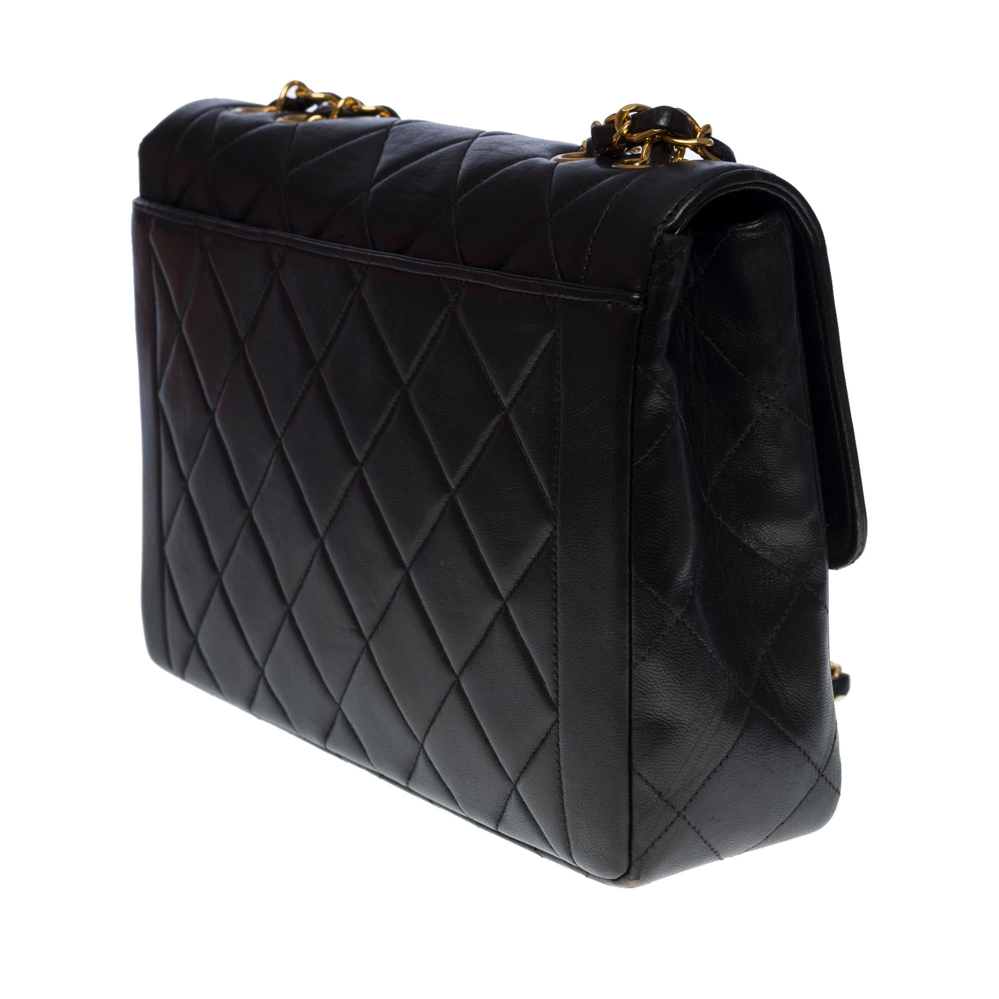 Women's Chanel Timeless/Classic double Flap shoulder bag in black quilted lambskin, GHW