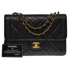 Chanel Timeless/Classic double Flap shoulder bag in black quilted lambskin, GHW