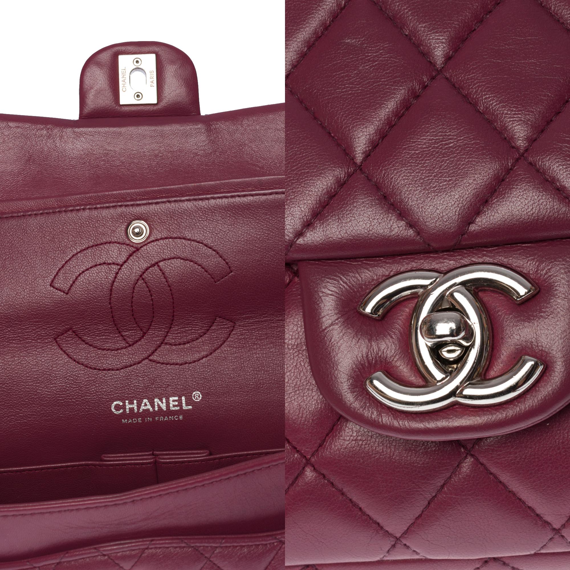 Chanel Timeless/Classic double Flap shoulder bag in Mauve quilted lambskin, SHW In Excellent Condition In Paris, IDF