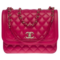 Chanel Timeless/Classic double flap shoulder bag in pink quilted lambskin, CHW