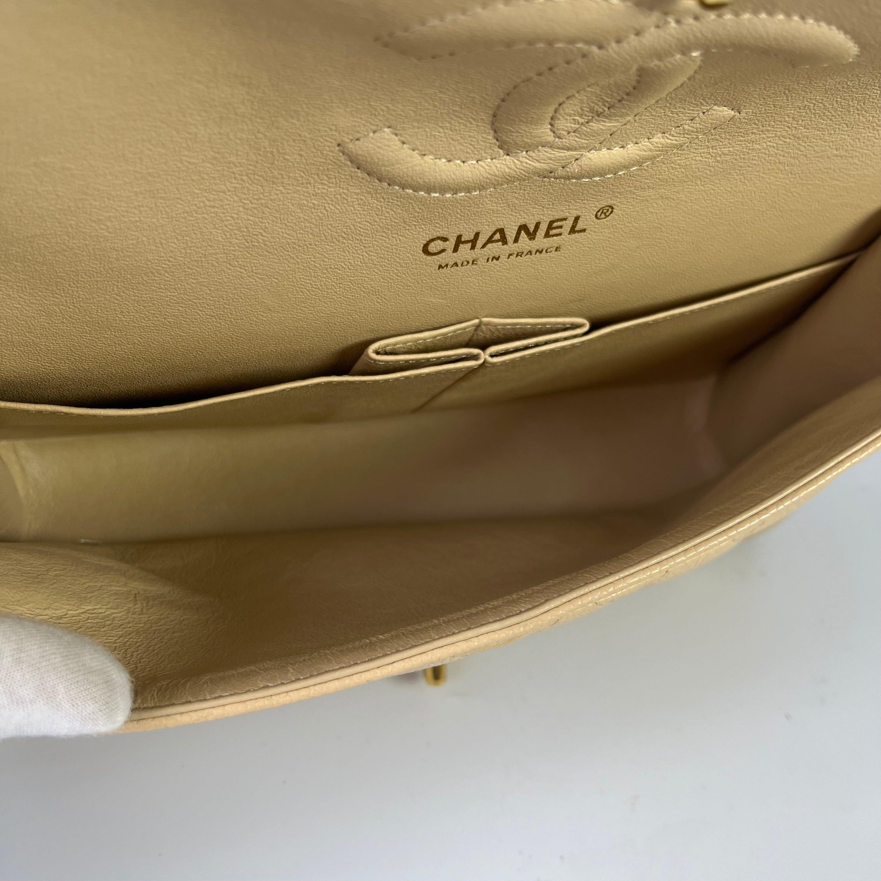 Chanel Timeless Classic Flap Medium Beige Caviar Leather Gold Hardware 2009-2010 5