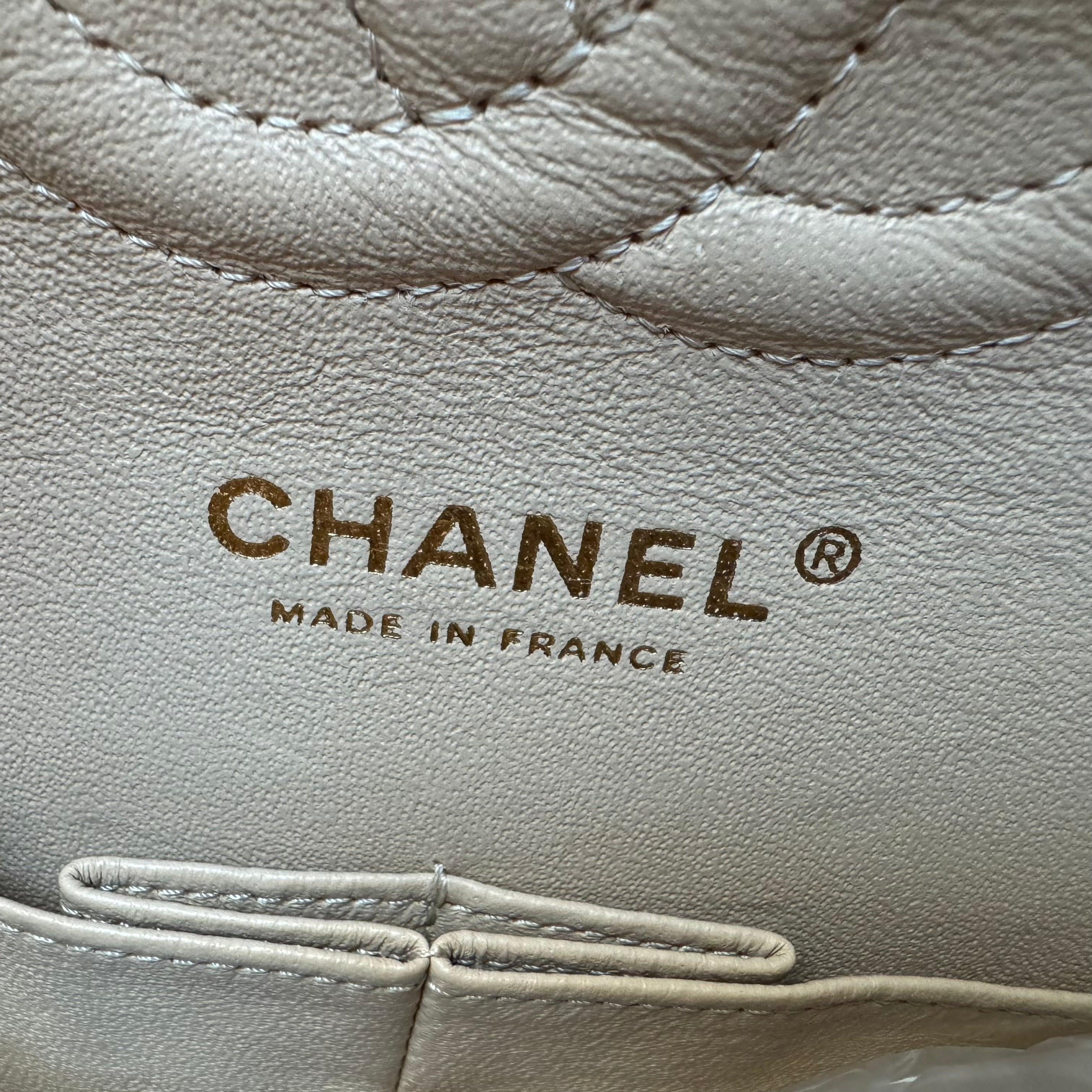 Chanel Timeless Classic Flap Medium Beige Caviar Leather Gold Hardware 2009-2010 12