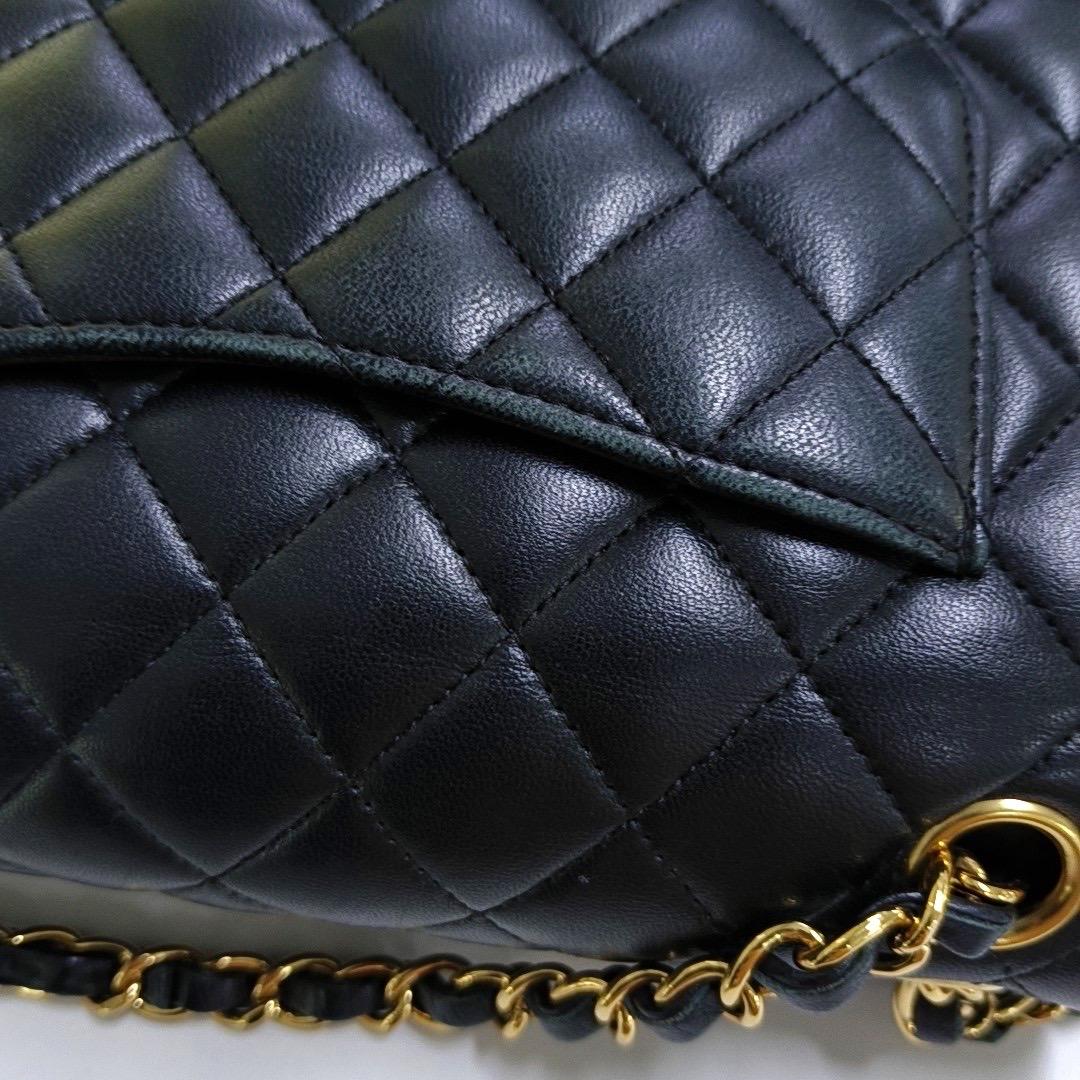 Chanel Timeless Classic Flap Medium Black Lambskin Leather Gold Hardware 2019 For Sale 10