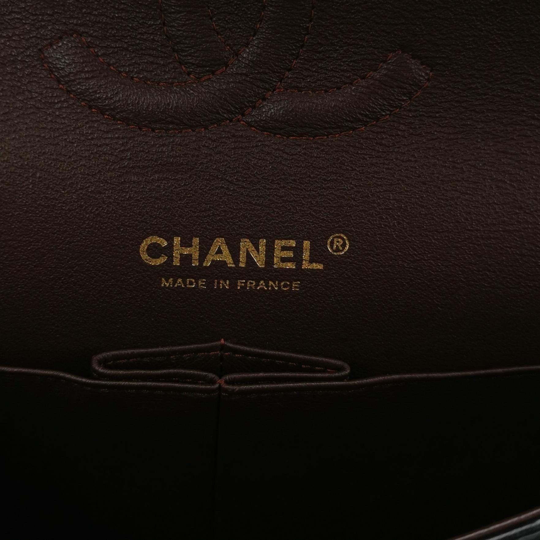 Chanel Timeless Classic Flap Medium Piel de cordero negra Herrajes dorados 2019 en venta 9