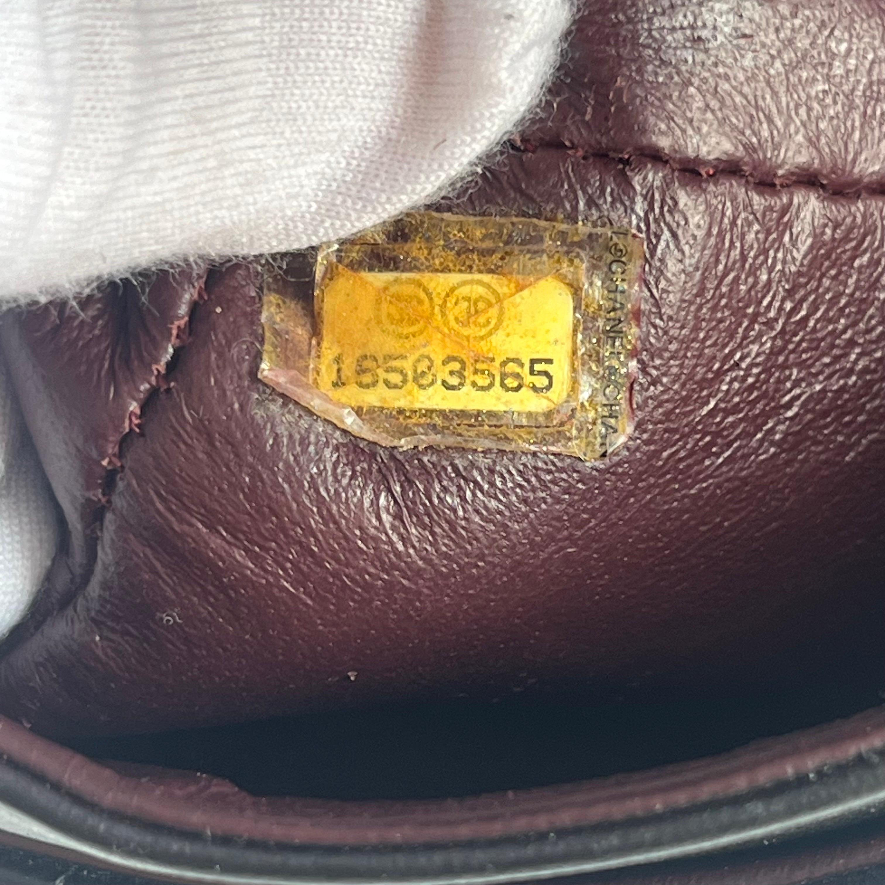 Chanel Timeless Classic Flap Mediana Piel de cordero negra Herrajes plateados, 2012 en venta 6
