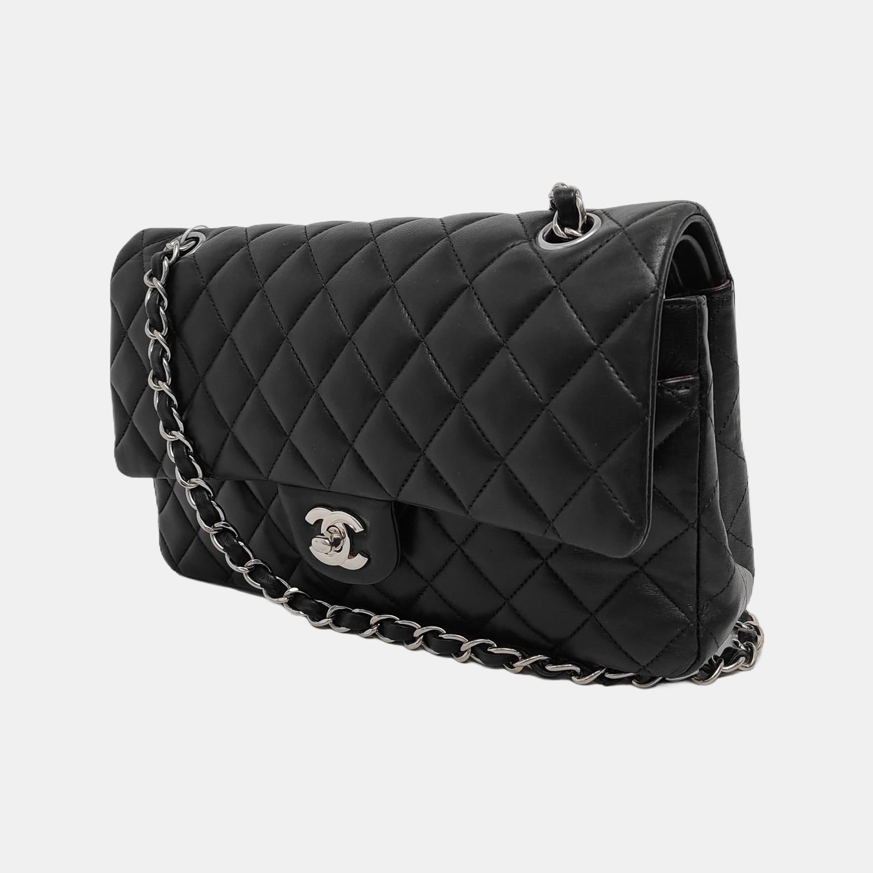 Chanel Timeless Classic Flap Medium Black Lambskin Leather Silver Hardware In Good Condition In AUBERVILLIERS, FR
