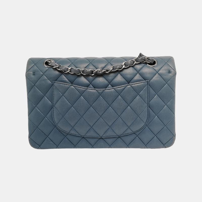 Chanel Timeless Classic Flap Medium Misty Blue Lambskin Leather Silver Hardware In Good Condition In AUBERVILLIERS, FR