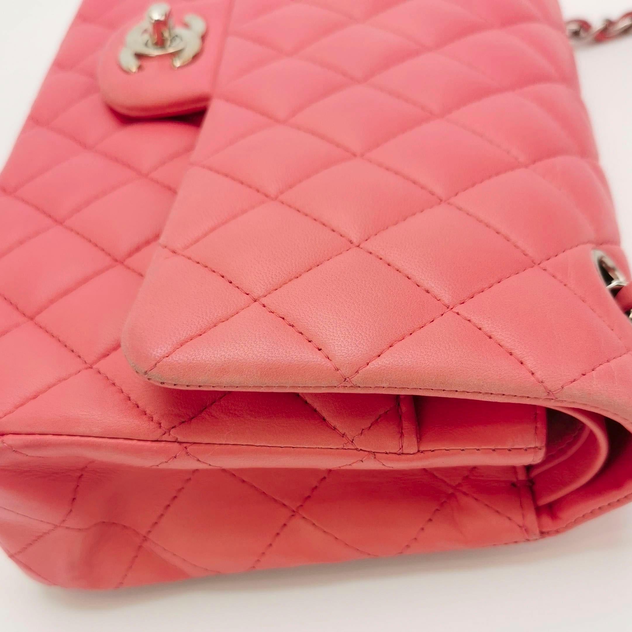 Chanel Timeless Classic Flap Medium Pink Lambskin Leather Gold Hardware For Sale 5