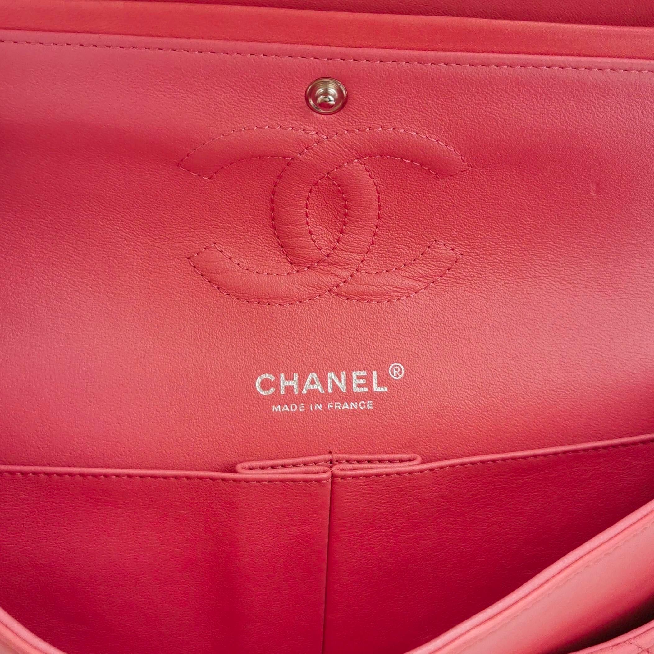 Chanel Timeless Classic Flap Medium Pink Lambskin Leather Gold Hardware For Sale 1