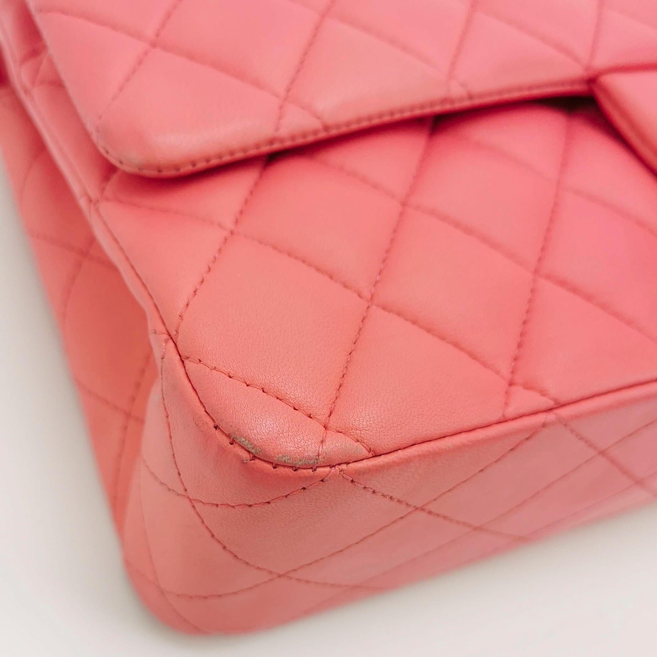 Chanel Timeless Classic Flap Medium Pink Lambskin Leather Gold Hardware For Sale 4