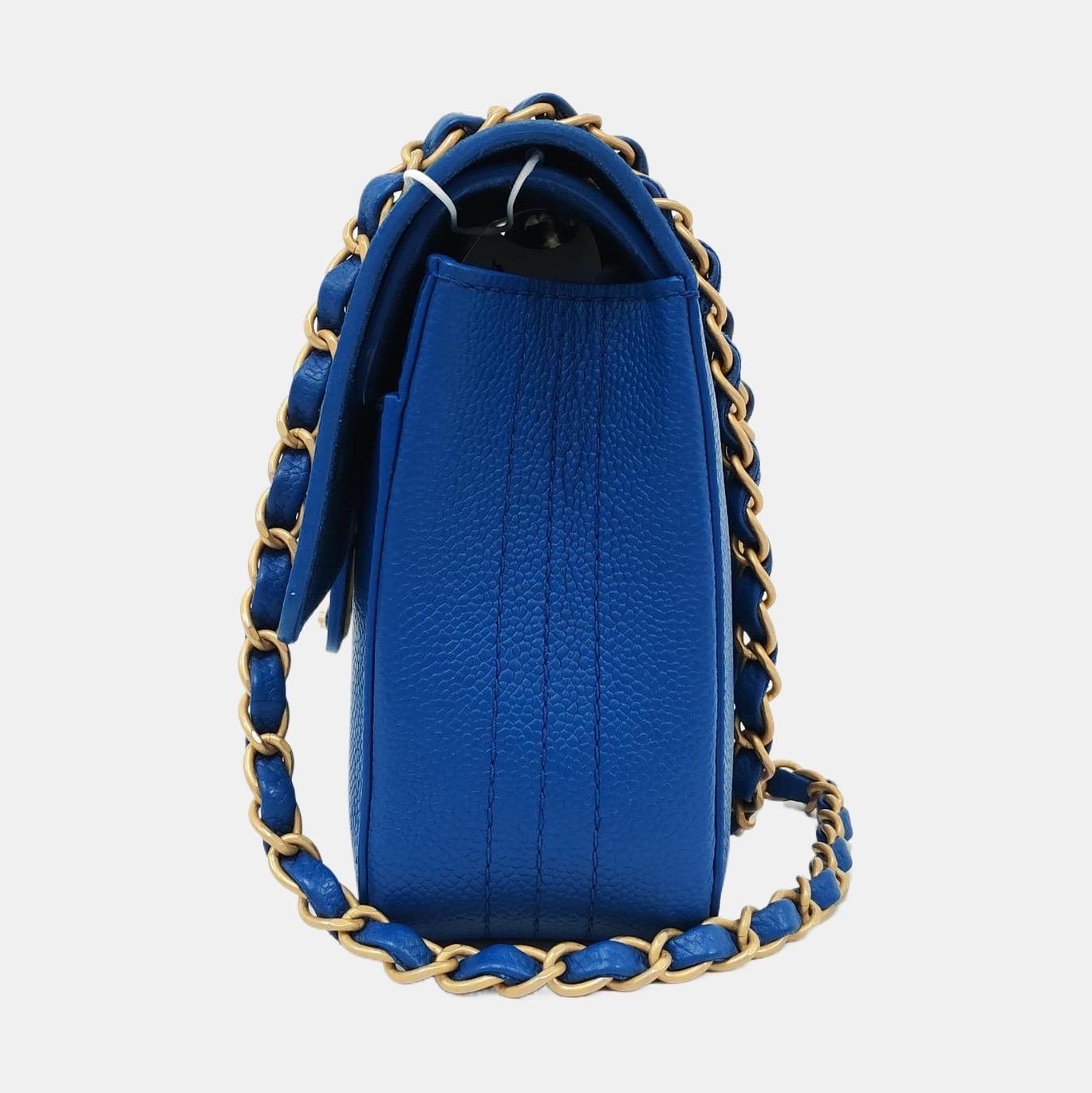 Chanel Timeless Classic Flap Medium Royal Blue Caviar Leather Gold Hardware For Sale 1