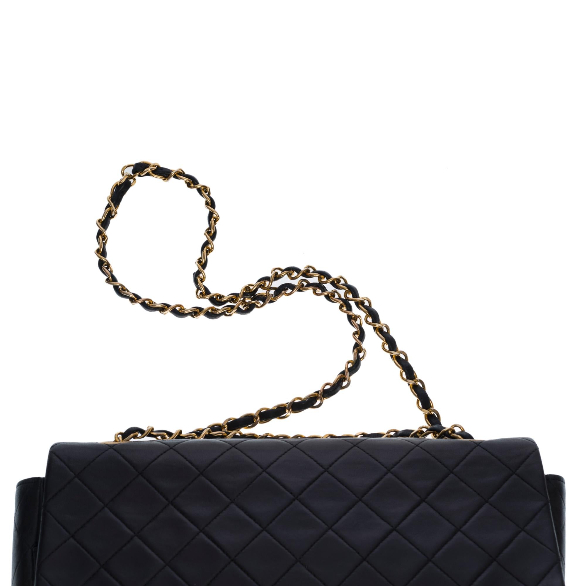 Chanel Timeless/Classic Flap shoulder bag in black quilted lambskin, GHW 3