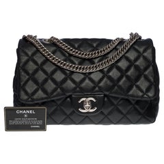 Chanel Timeless/Classic Jumbo single flap shoulder bag in black leather, SHW