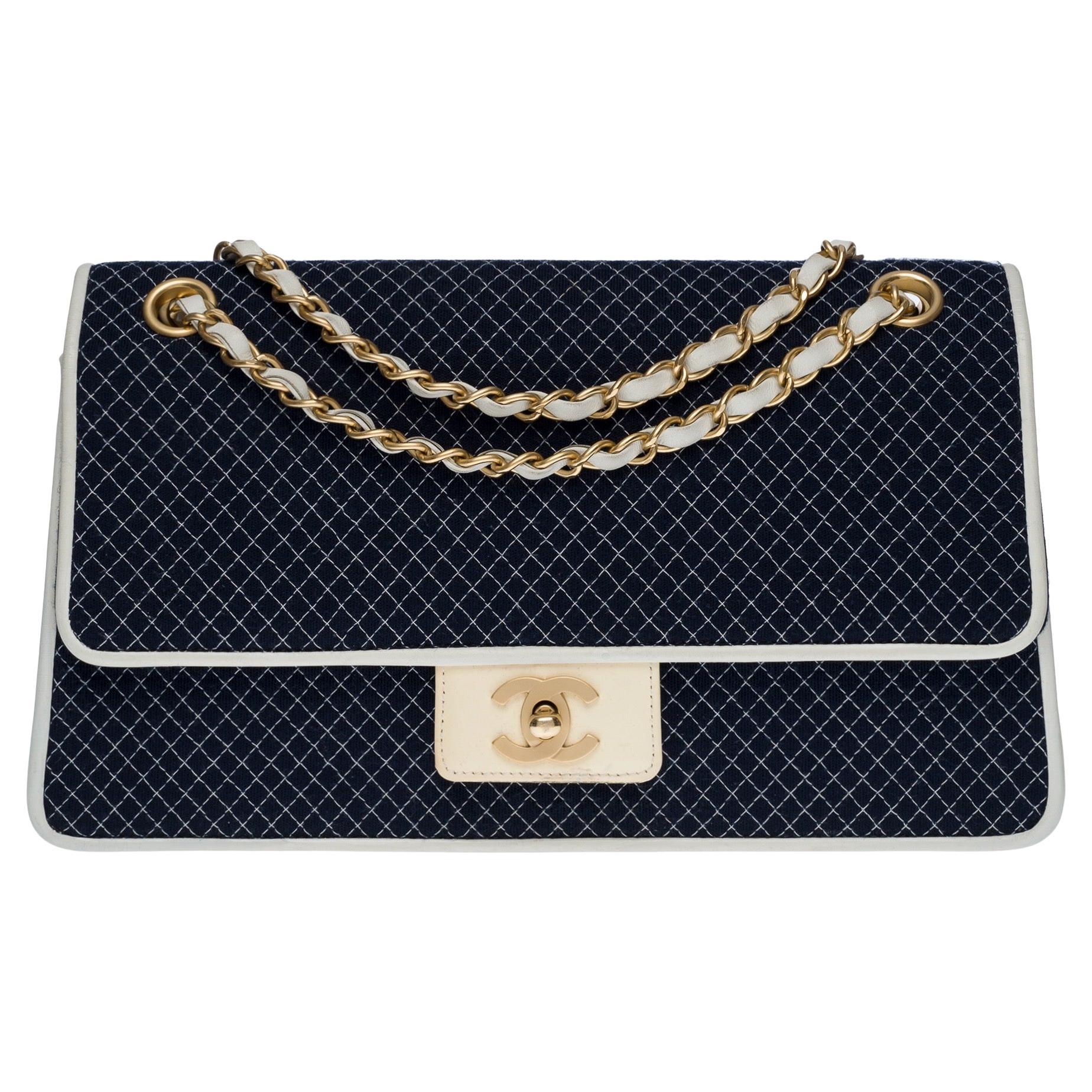 Chanel Timeless/Classic shoulder bag in navy blue jersey, GHW For Sale