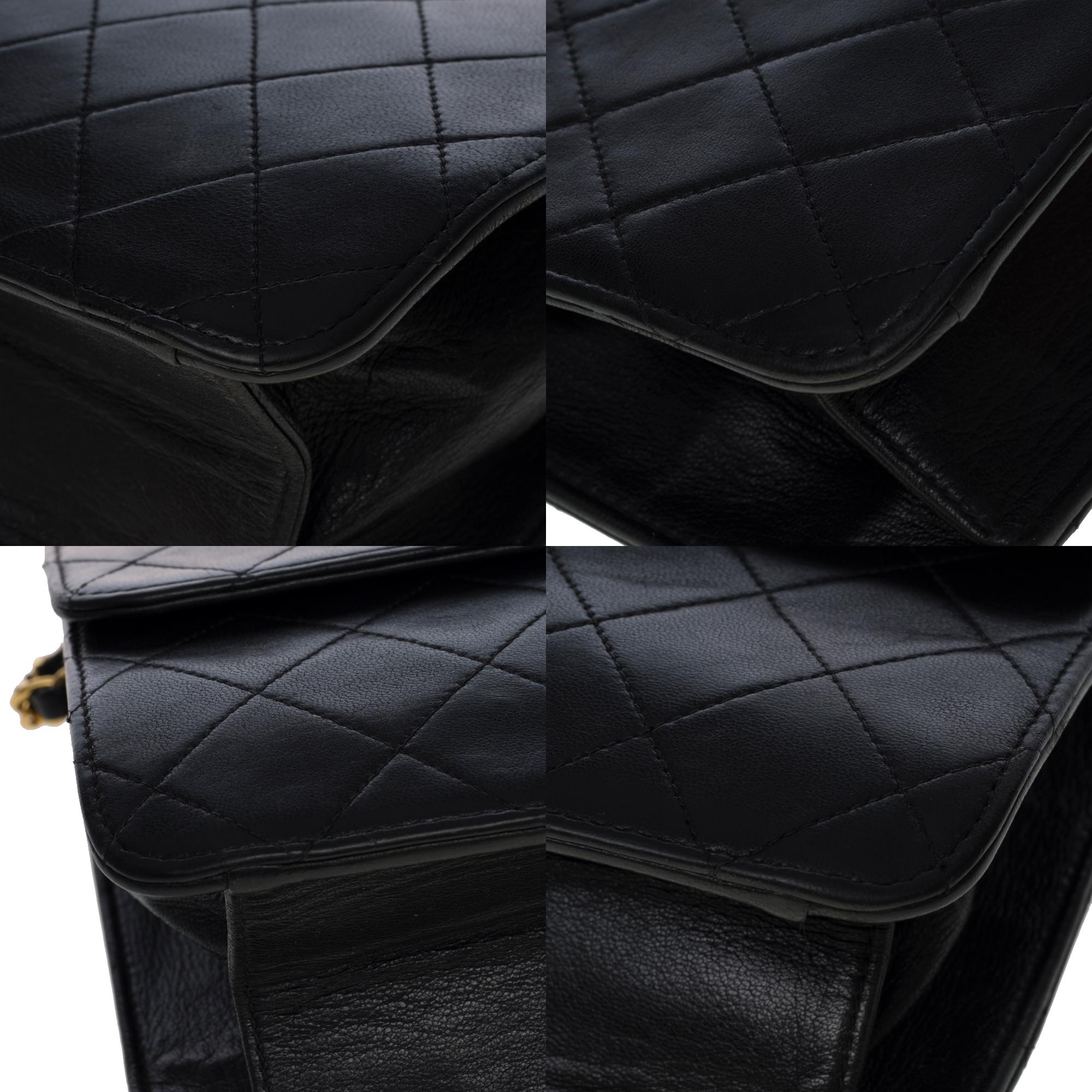 Chanel Timeless/Classic shoulder flap bag in black quilted lambskin , GHW For Sale 6