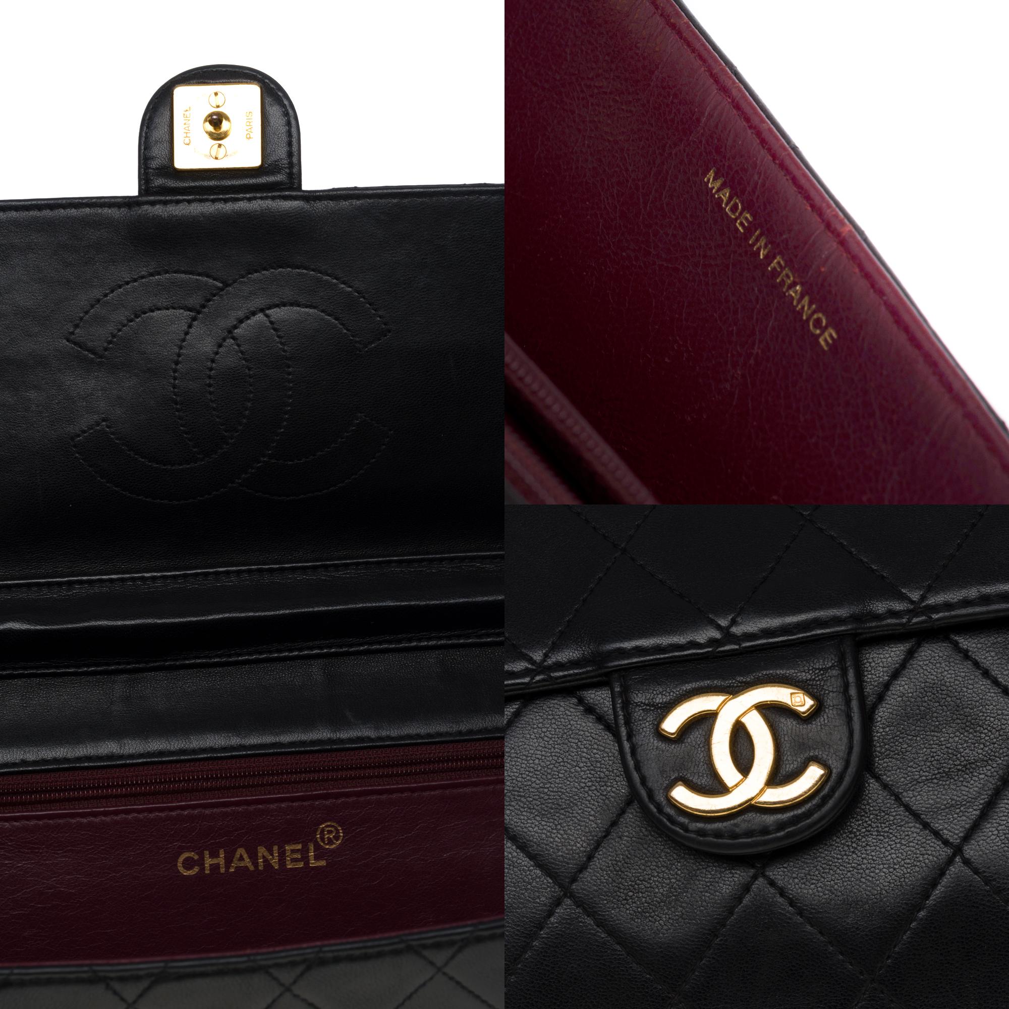 Chanel Timeless/Classic shoulder flap bag in black quilted lambskin , GHW For Sale 1
