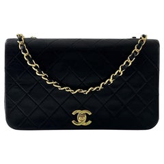 CHANEL Timeless Classic Single Flap Bag Black Quilted Lambskin 1989–1991