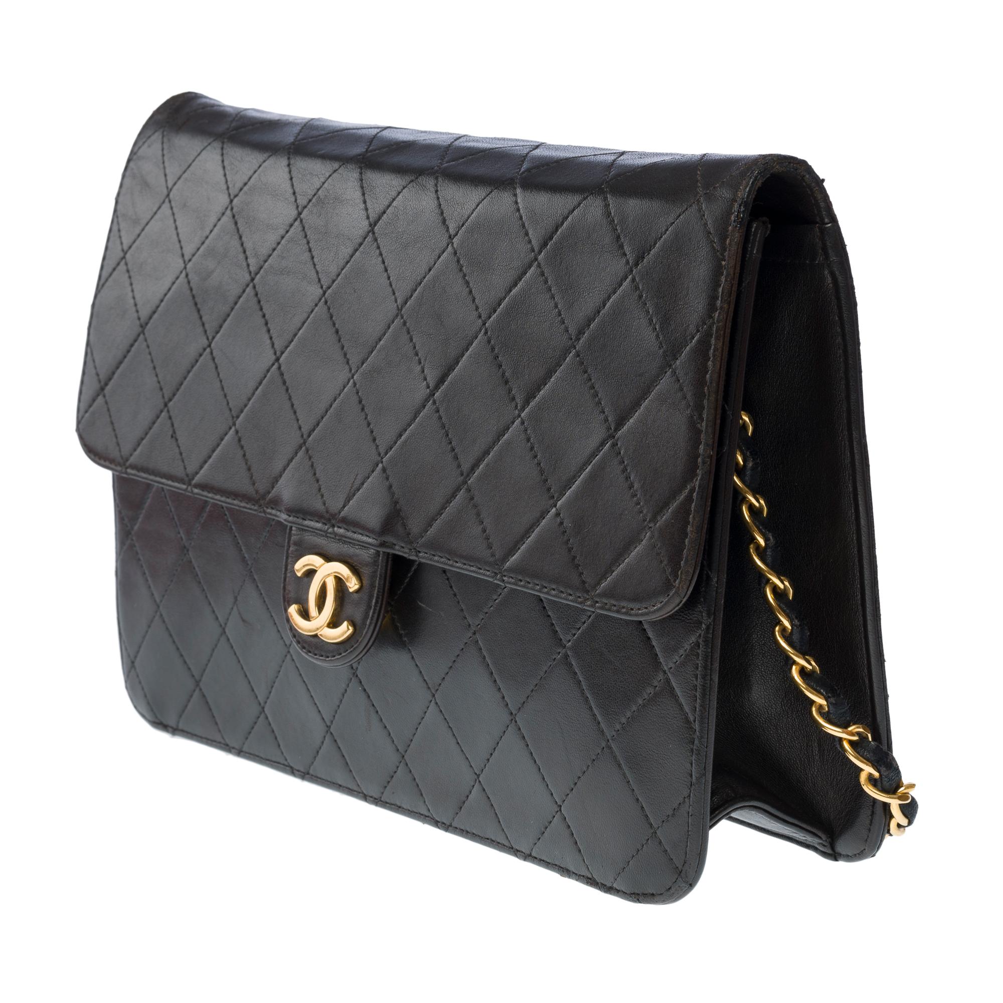 Women's Chanel Timeless/Classic single flap shoulder bag in black quilted lambskin , GHW