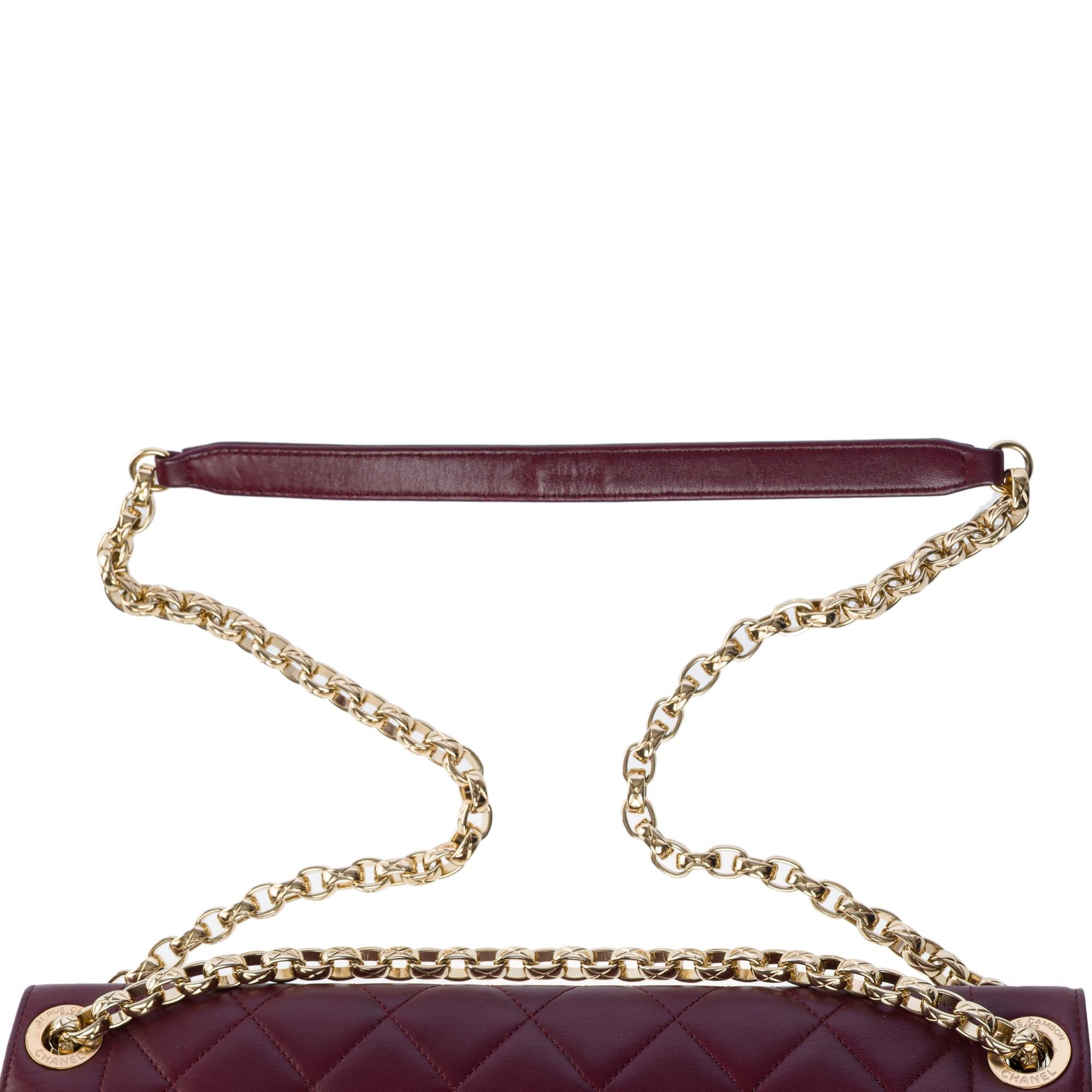 Chanel Timeless/Classic single flap shoulder bag in Burgundy Lambskin , GHW For Sale 4