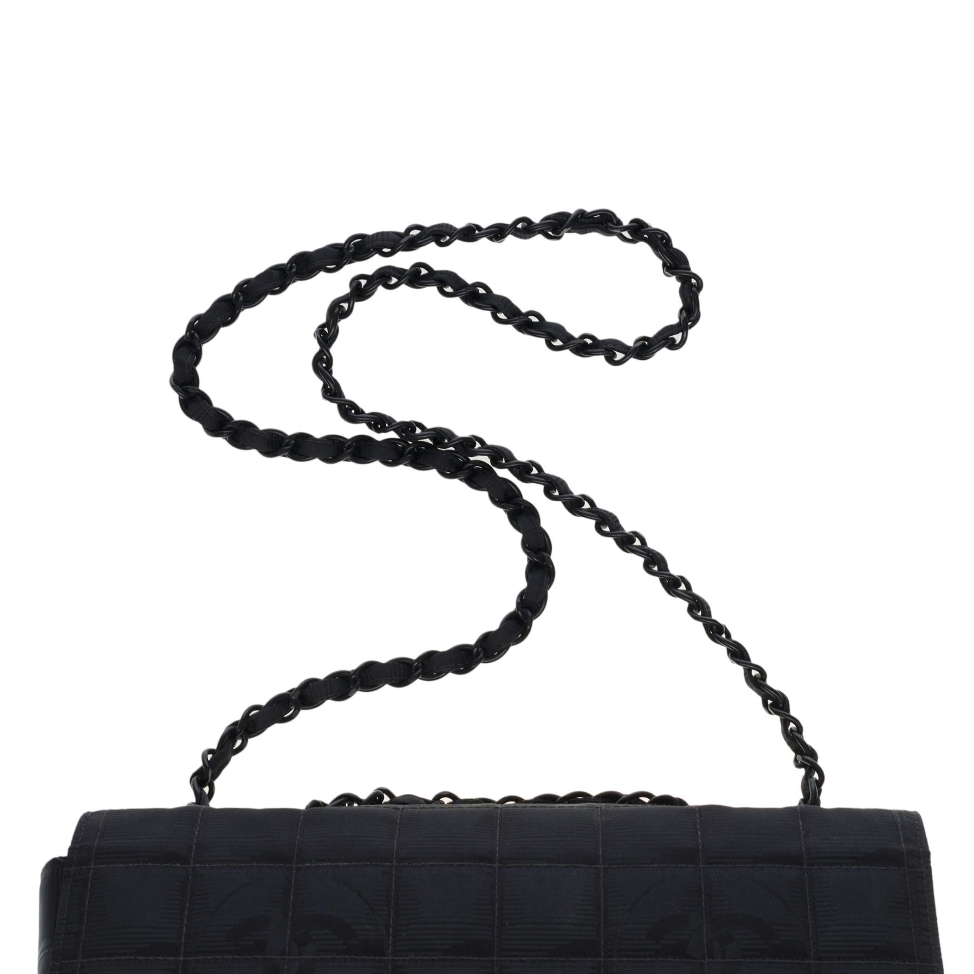 Chanel Timeless/Classic Travel Line flap bag in black nylon, black hardware 2